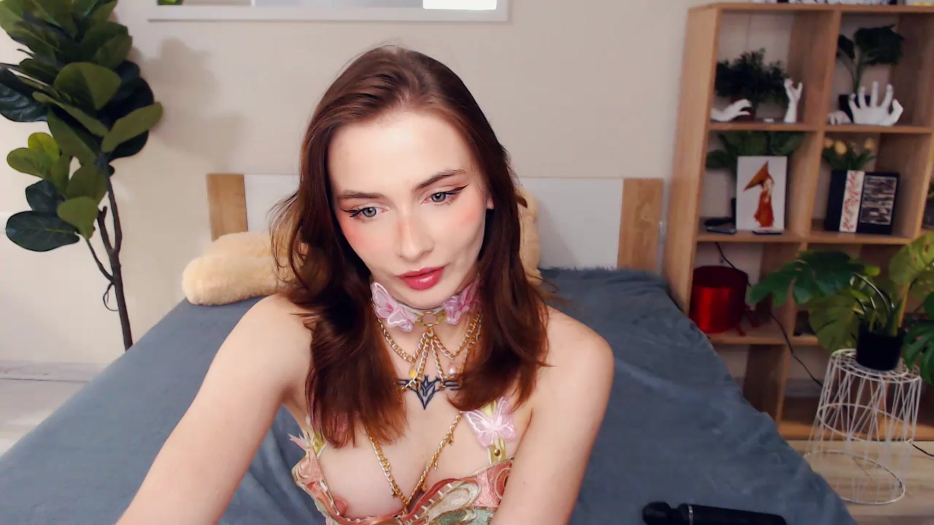 Gallery image thumbnail from Hanagasumi's myfreecams stream on, 10/30/2025, 01:55 image 1 of 20