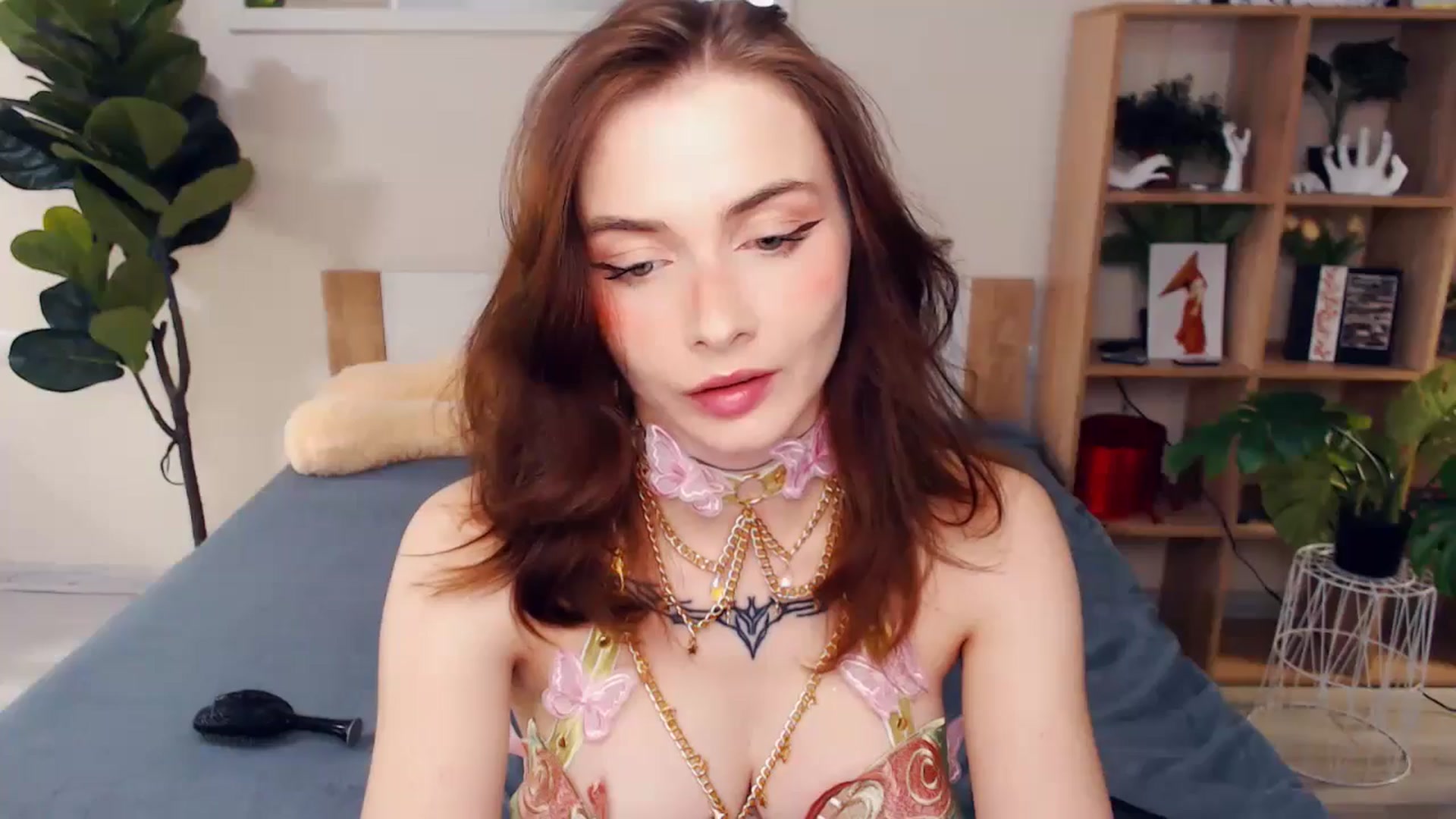 Gallery image thumbnail from Hanagasumi's myfreecams stream on, 10/30/2025, 01:55 image 8 of 20