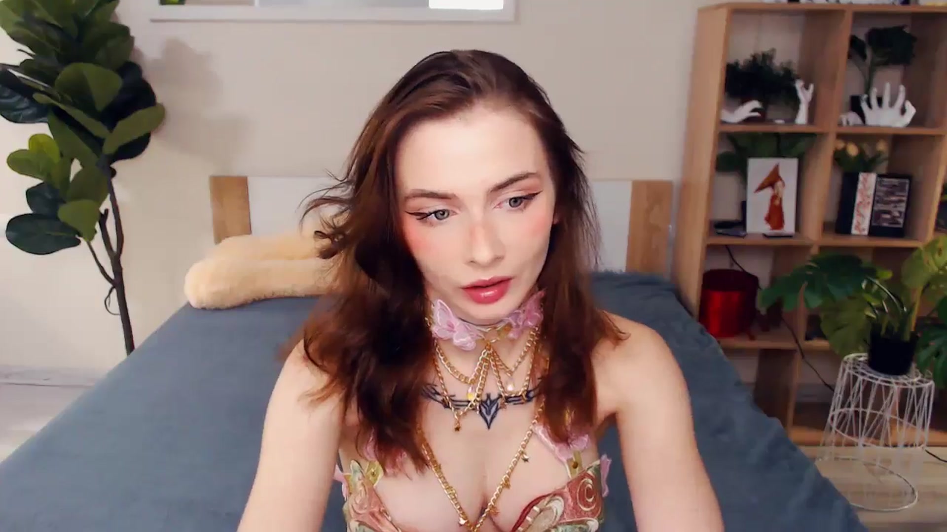 Gallery image thumbnail from Hanagasumi's myfreecams stream on, 10/30/2025, 01:55 image 4 of 20
