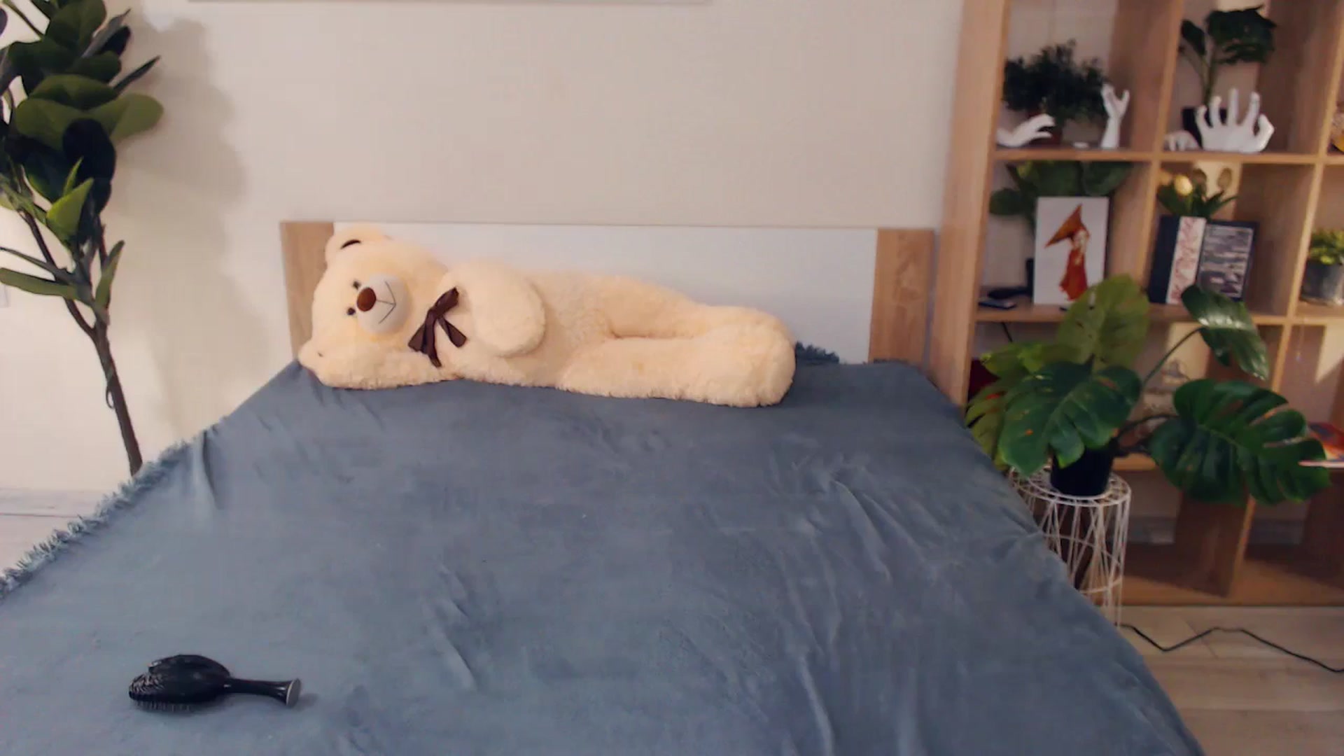Gallery image thumbnail from Hanagasumi's myfreecams stream on, 11/08/2025, 01:35 image 16 of 20