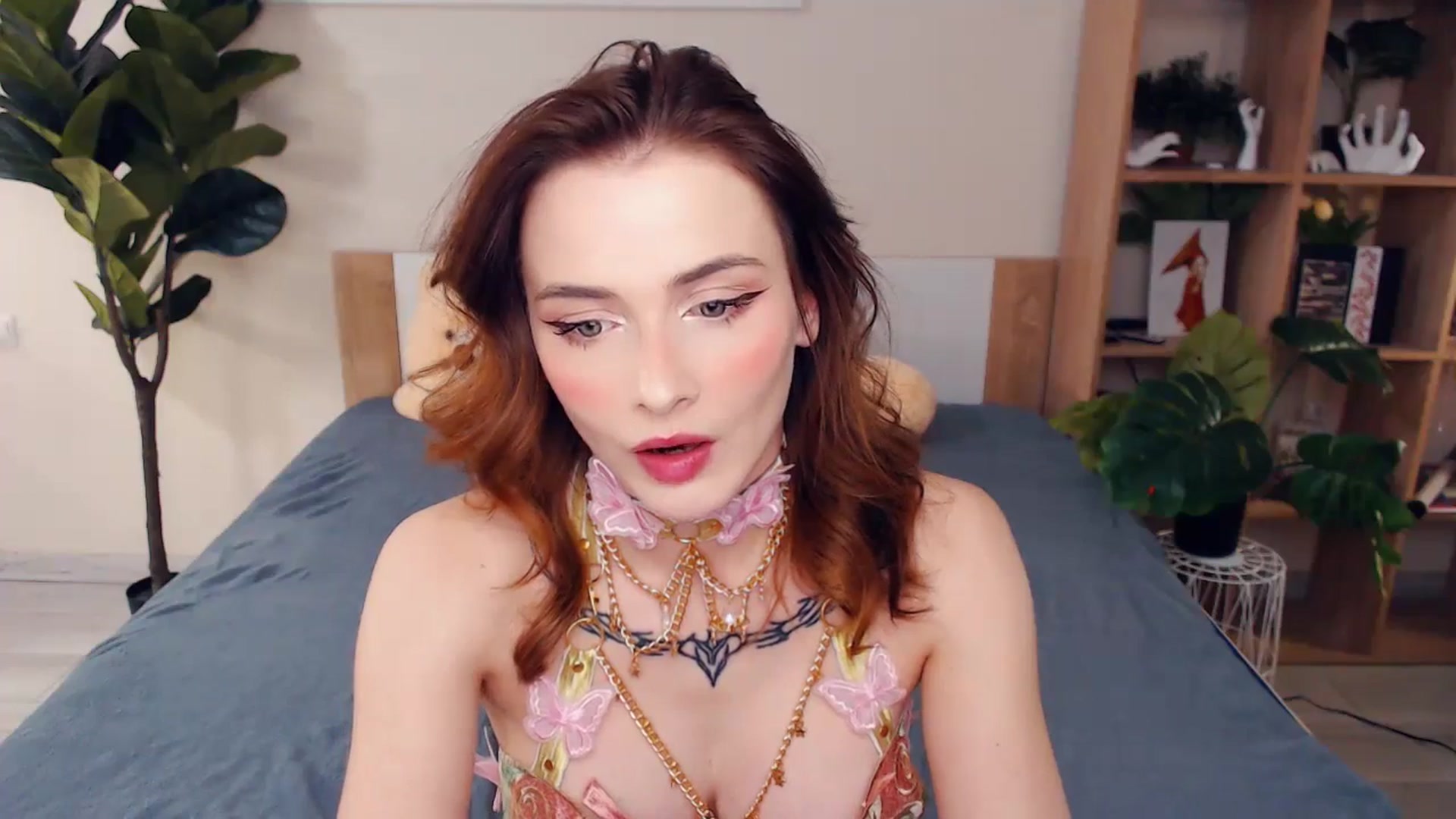 Gallery image thumbnail from Hanagasumi's myfreecams stream on, 12/04/2025, 24:25 image 12 of 20