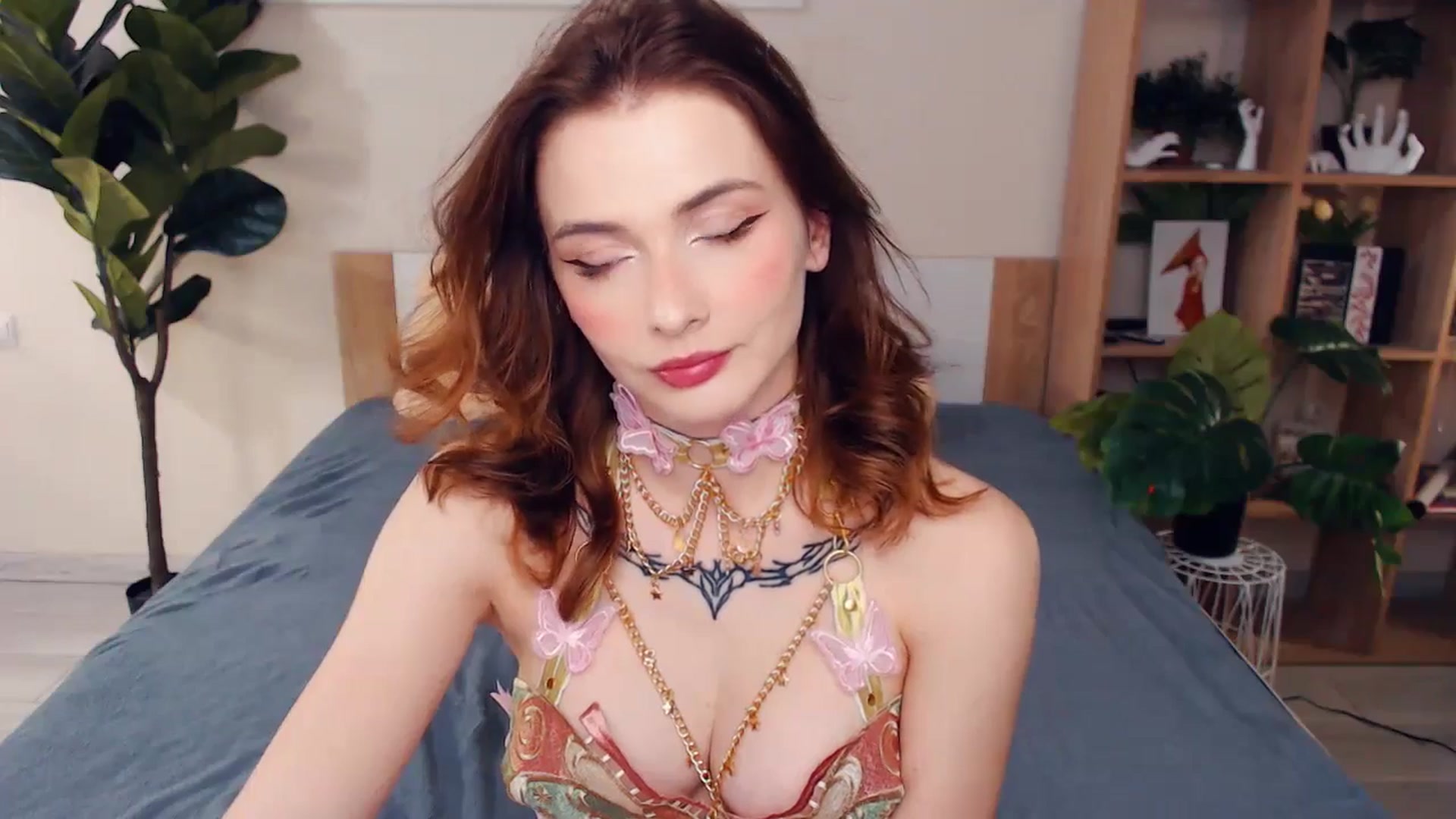 Gallery image thumbnail from Hanagasumi's myfreecams stream on, 12/04/2025, 24:25 image 6 of 20