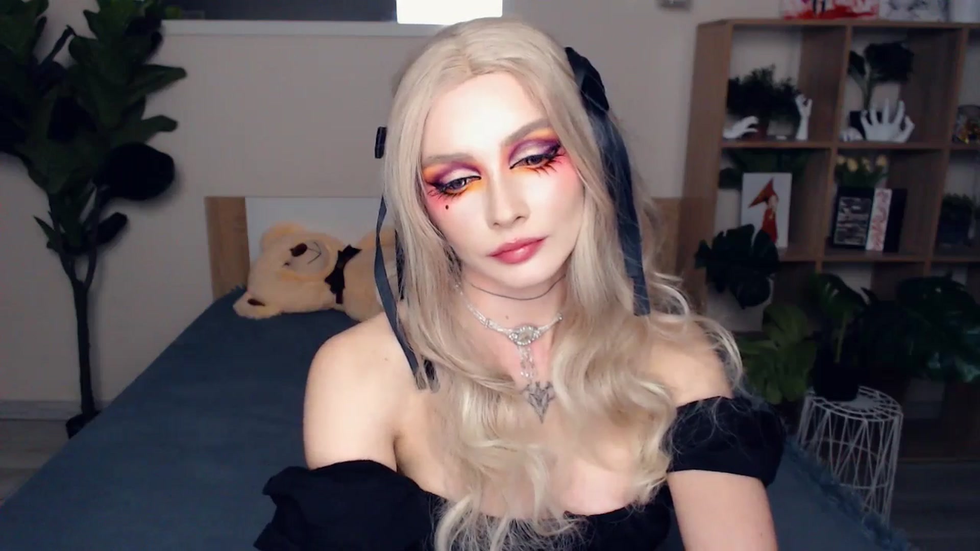 Gallery image thumbnail from Hanagasumi's myfreecams stream on, 12/12/2025, 24:00 image 2 of 20
