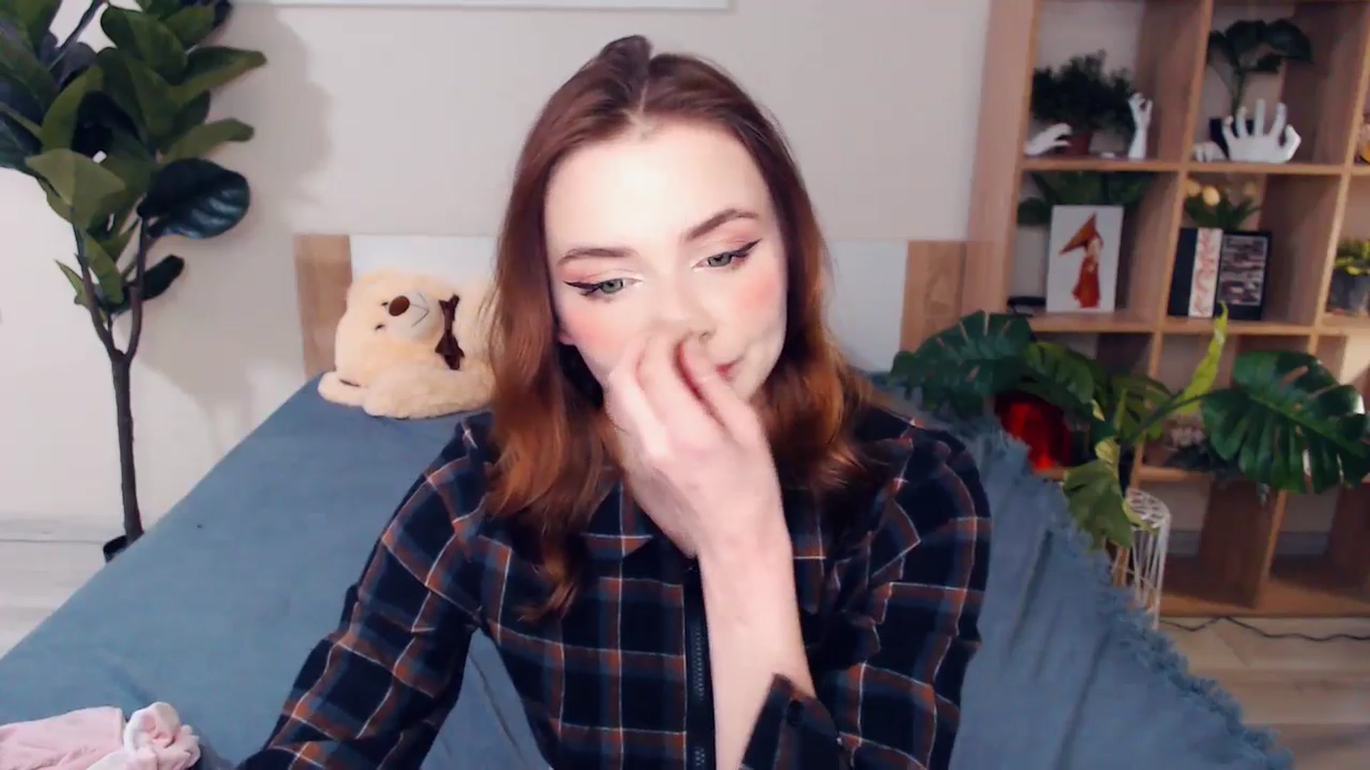 Gallery image thumbnail from Hanagasumi's myfreecams stream on, 12/13/2025, 03:00 image 15 of 20