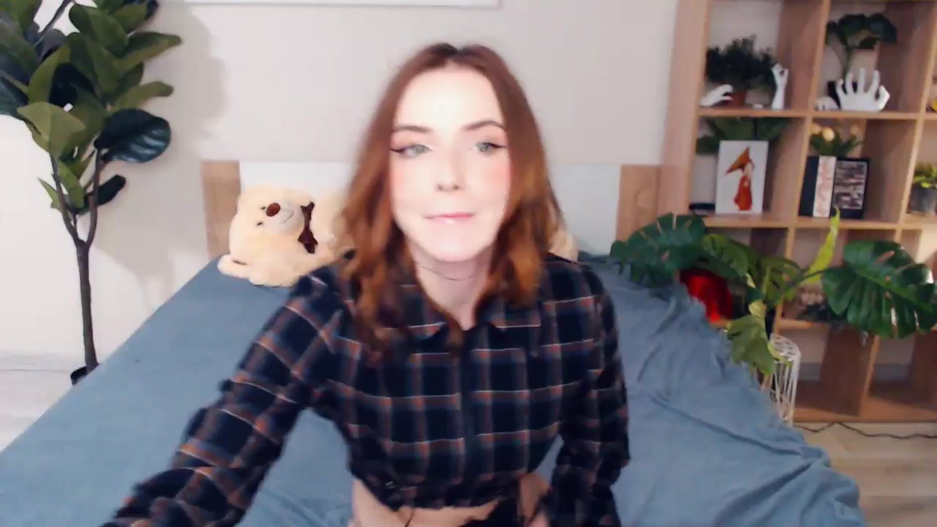 Gallery image thumbnail from Hanagasumi's myfreecams stream on, 12/13/2025, 03:00 image 6 of 20