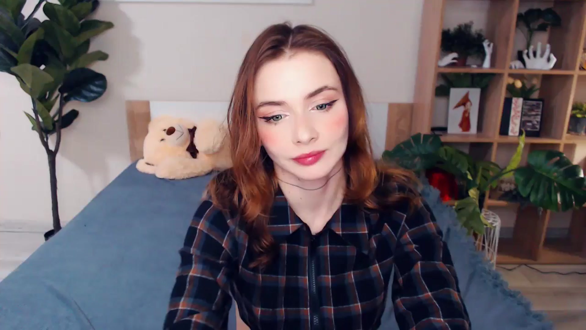 Gallery image thumbnail from Hanagasumi's myfreecams stream on, 12/13/2025, 03:00 image 17 of 20