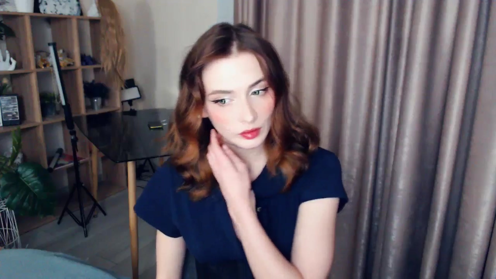 Gallery image thumbnail from Hanagasumi's myfreecams stream on, 12/18/2025, 23:16 image 10 of 20