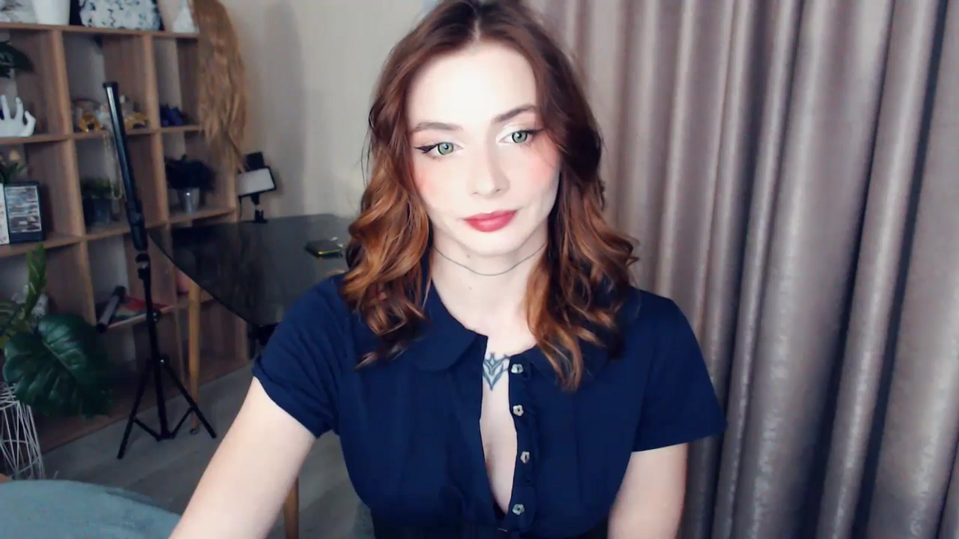 Gallery image thumbnail from Hanagasumi's myfreecams stream on, 12/18/2025, 23:50 image 13 of 20