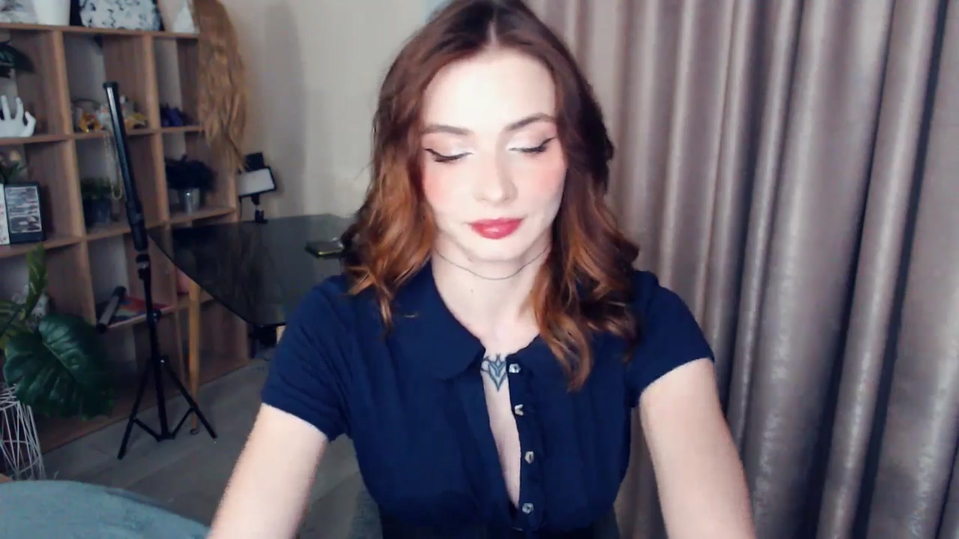 Gallery image thumbnail from Hanagasumi's myfreecams stream on, 12/18/2025, 23:50 image 8 of 20