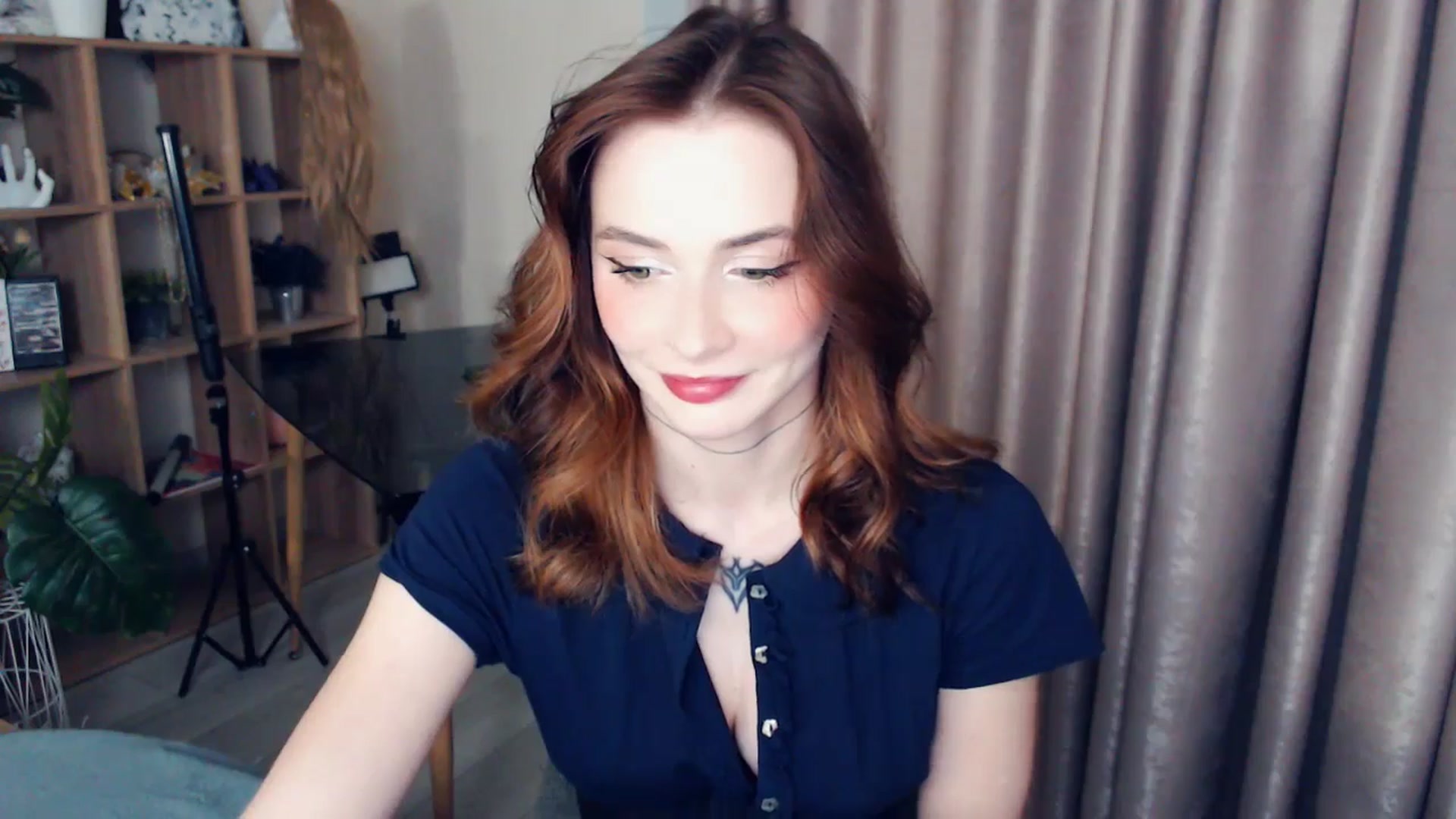 Gallery image thumbnail from Hanagasumi's myfreecams stream on, 12/18/2025, 23:50 image 18 of 20