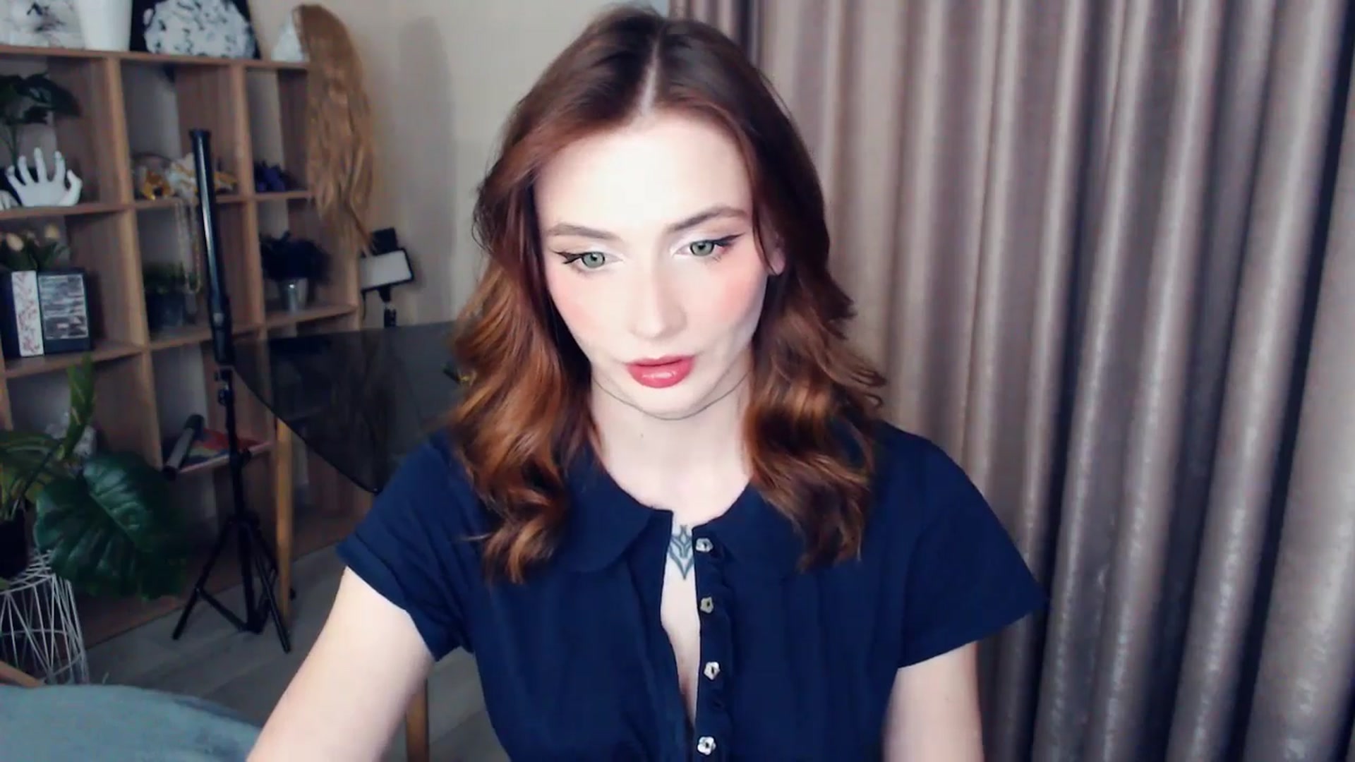 Gallery image thumbnail from Hanagasumi's myfreecams stream on, 12/19/2025, 01:07 image 14 of 20