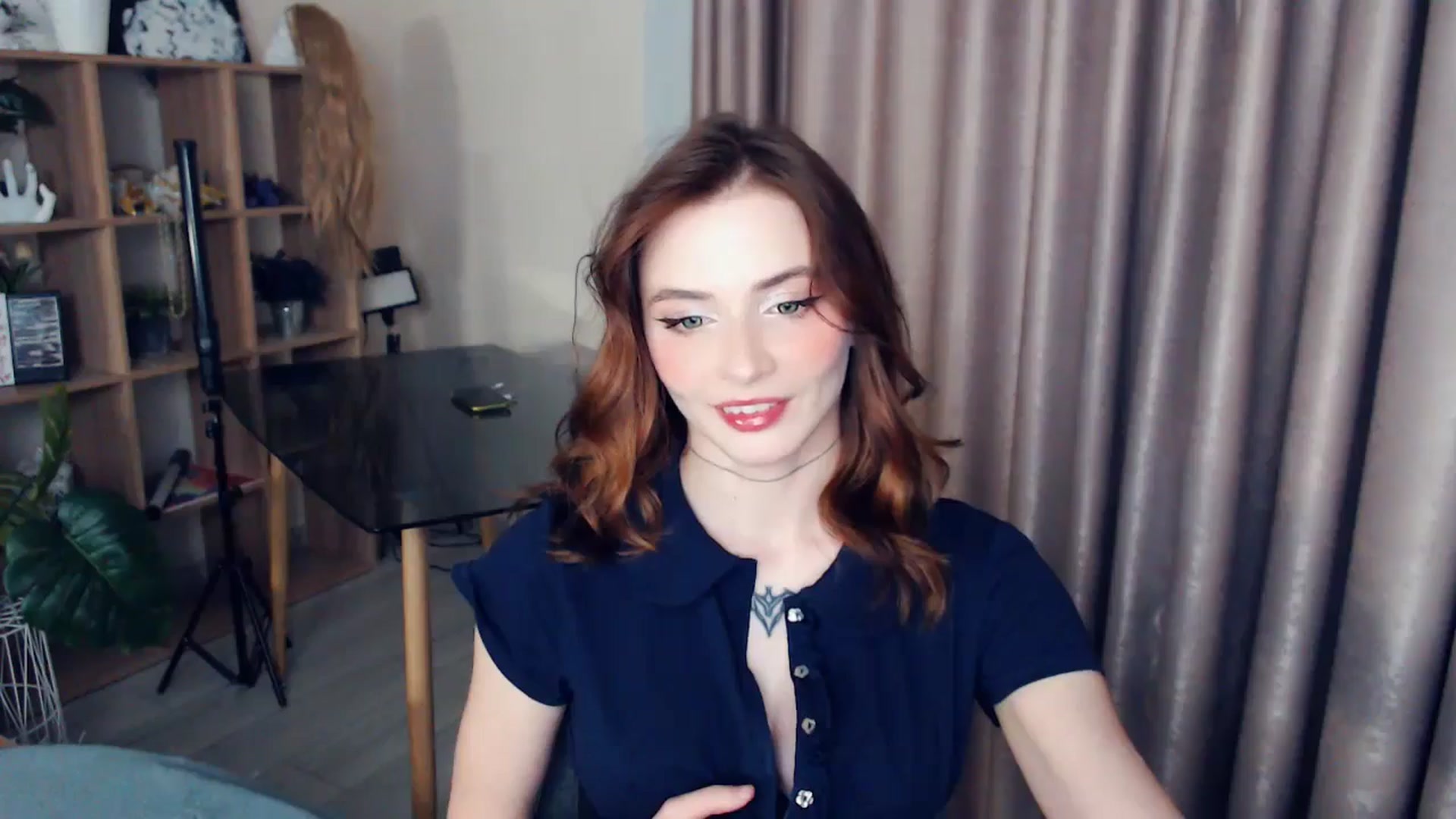 Gallery image thumbnail from Hanagasumi's myfreecams stream on, 12/19/2025, 01:07 image 10 of 20