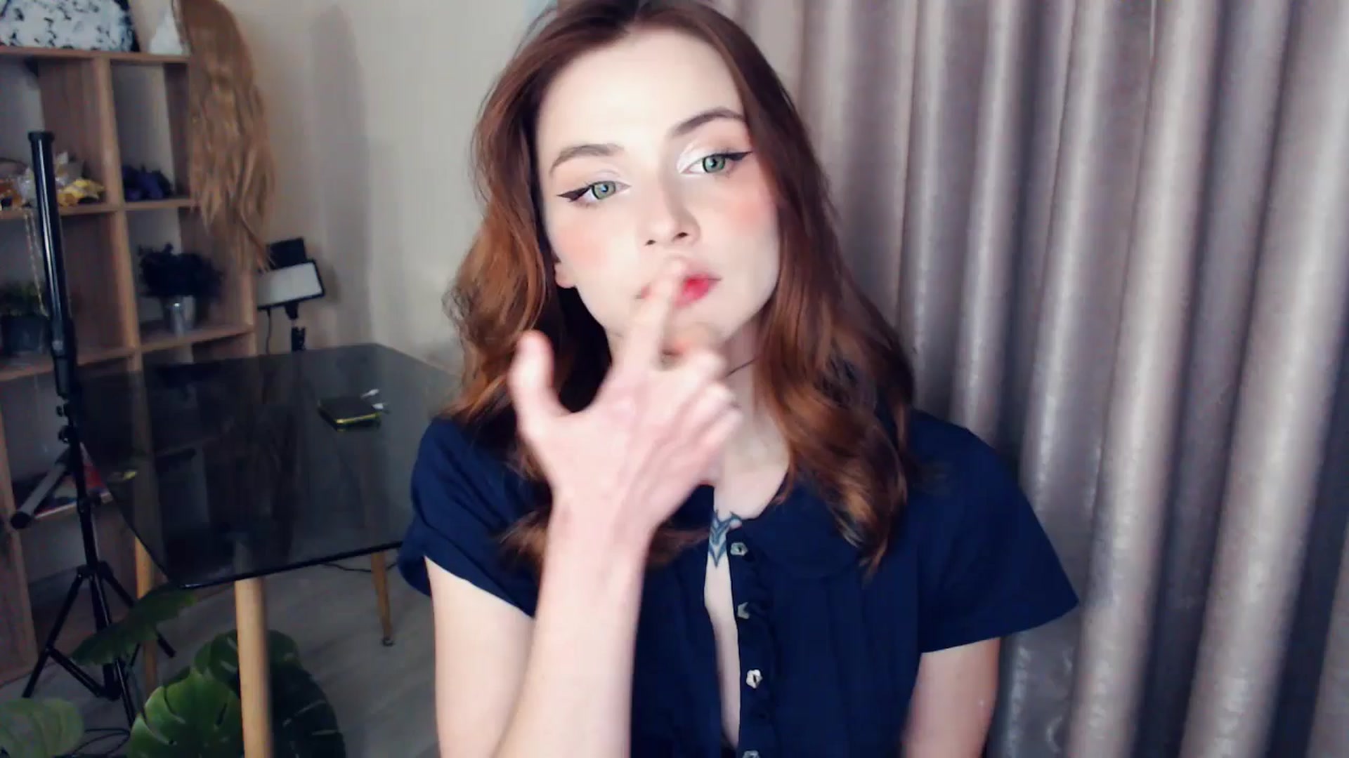 Gallery image thumbnail from Hanagasumi's myfreecams stream on, 12/19/2025, 02:44 image 1 of 20