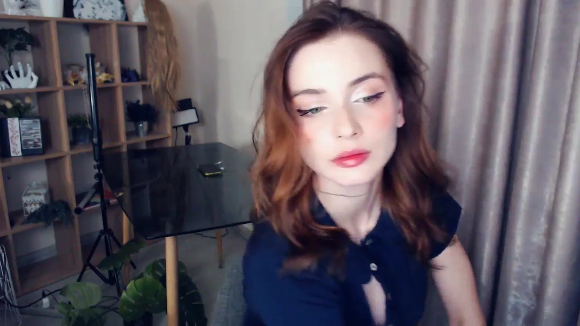 Gallery image thumbnail from Hanagasumi's myfreecams stream on, 12/19/2025, 02:44 image 17 of 20
