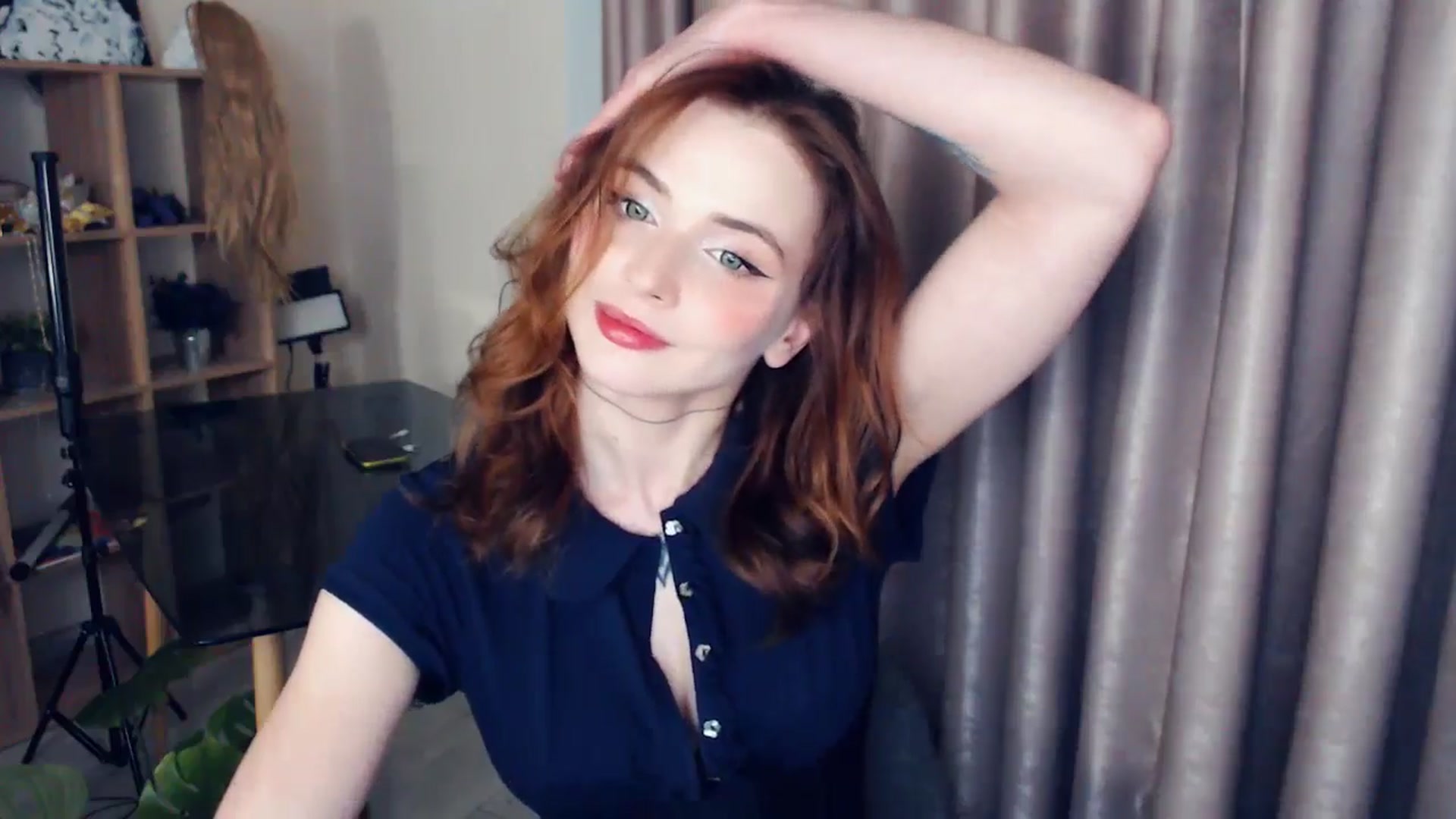 Gallery image thumbnail from Hanagasumi's myfreecams stream on, 12/19/2025, 02:44 image 5 of 20