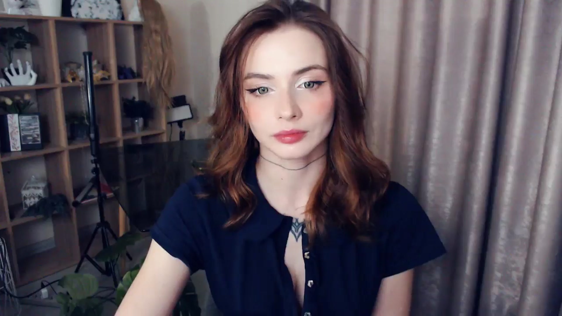 Gallery image thumbnail from Hanagasumi's myfreecams stream on, 12/19/2025, 02:44 image 15 of 20