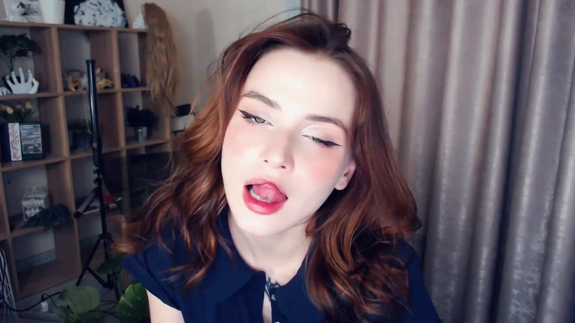Gallery image thumbnail from Hanagasumi's myfreecams stream on, 12/19/2025, 02:44 image 7 of 20