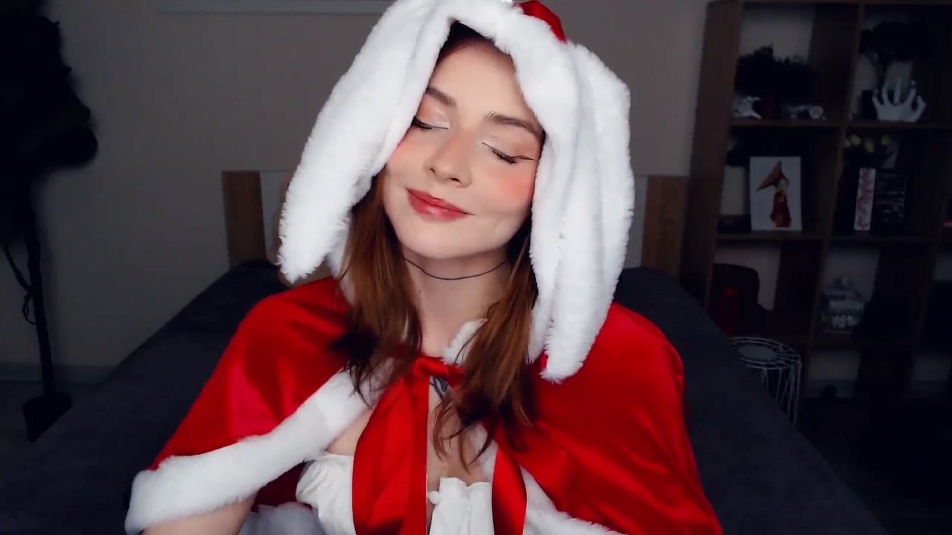 Gallery image thumbnail from Hanagasumi's myfreecams stream on, 12/25/2025, 24:03 image 9 of 20