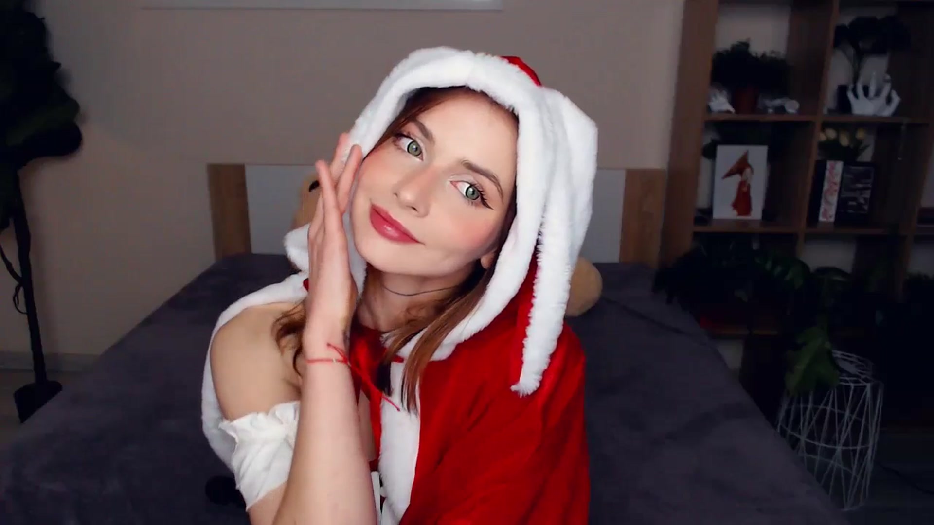 Gallery image thumbnail from Hanagasumi's myfreecams stream on, 12/28/2025, 24:57 image 12 of 20