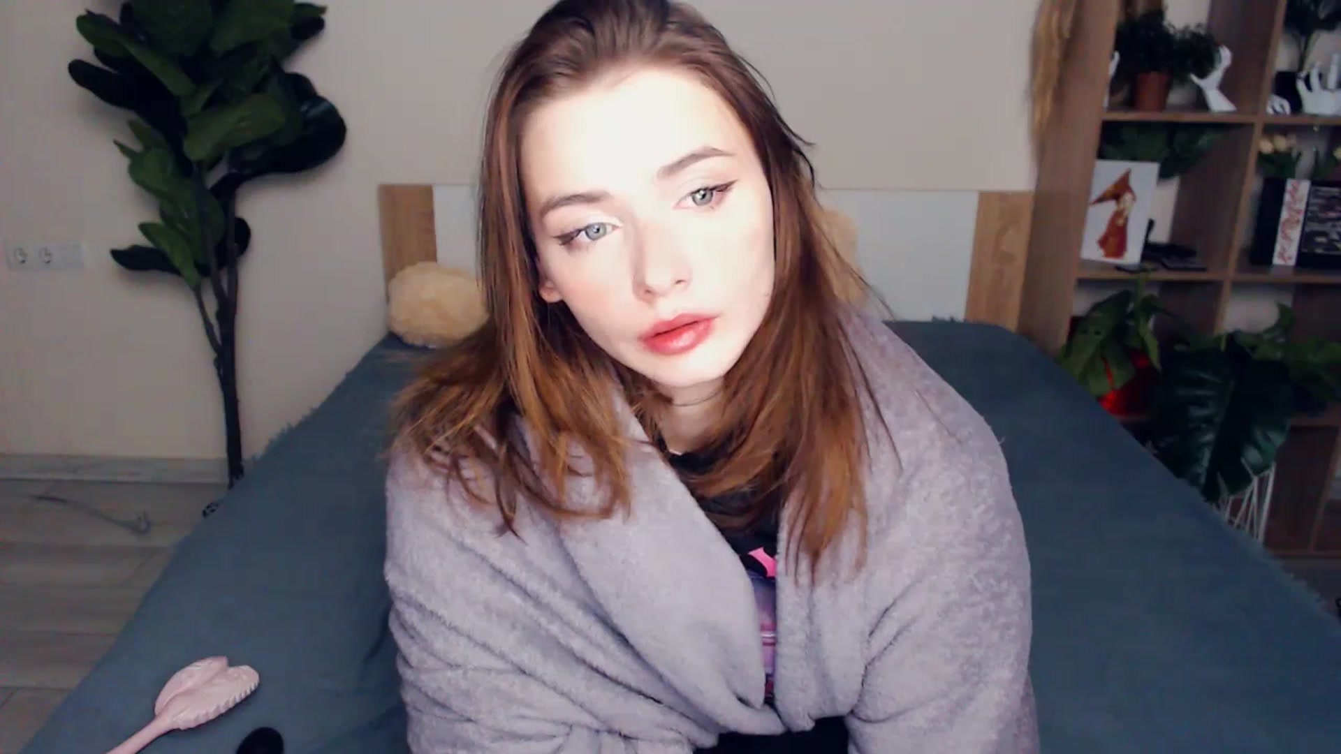 Gallery image thumbnail from Hanagasumi's myfreecams stream on, 01/18/2026, 24:55 image 13 of 20