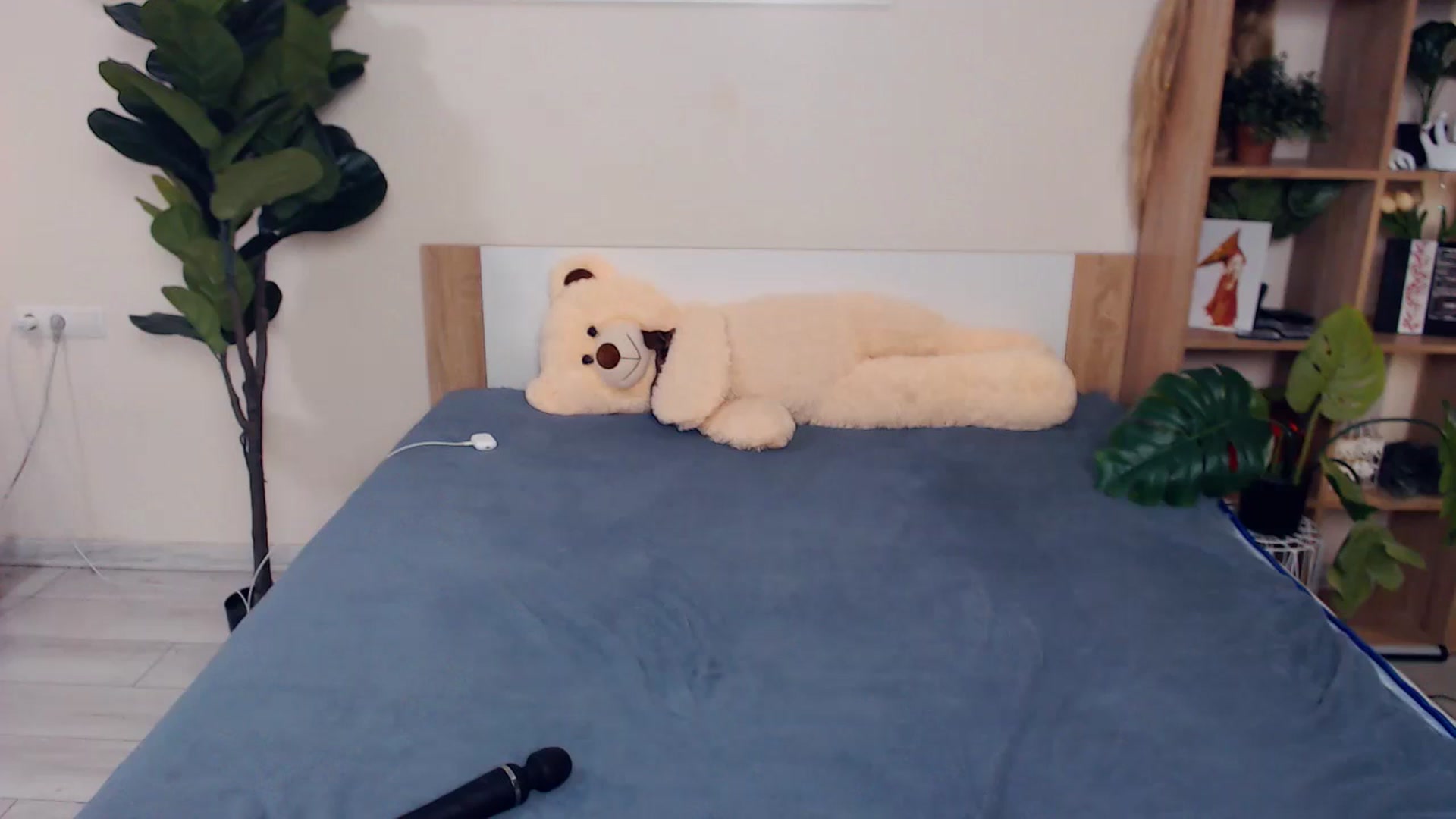 Gallery image thumbnail from Hanagasumi's myfreecams stream on, 03/06/2026, 23:57 image 18 of 20