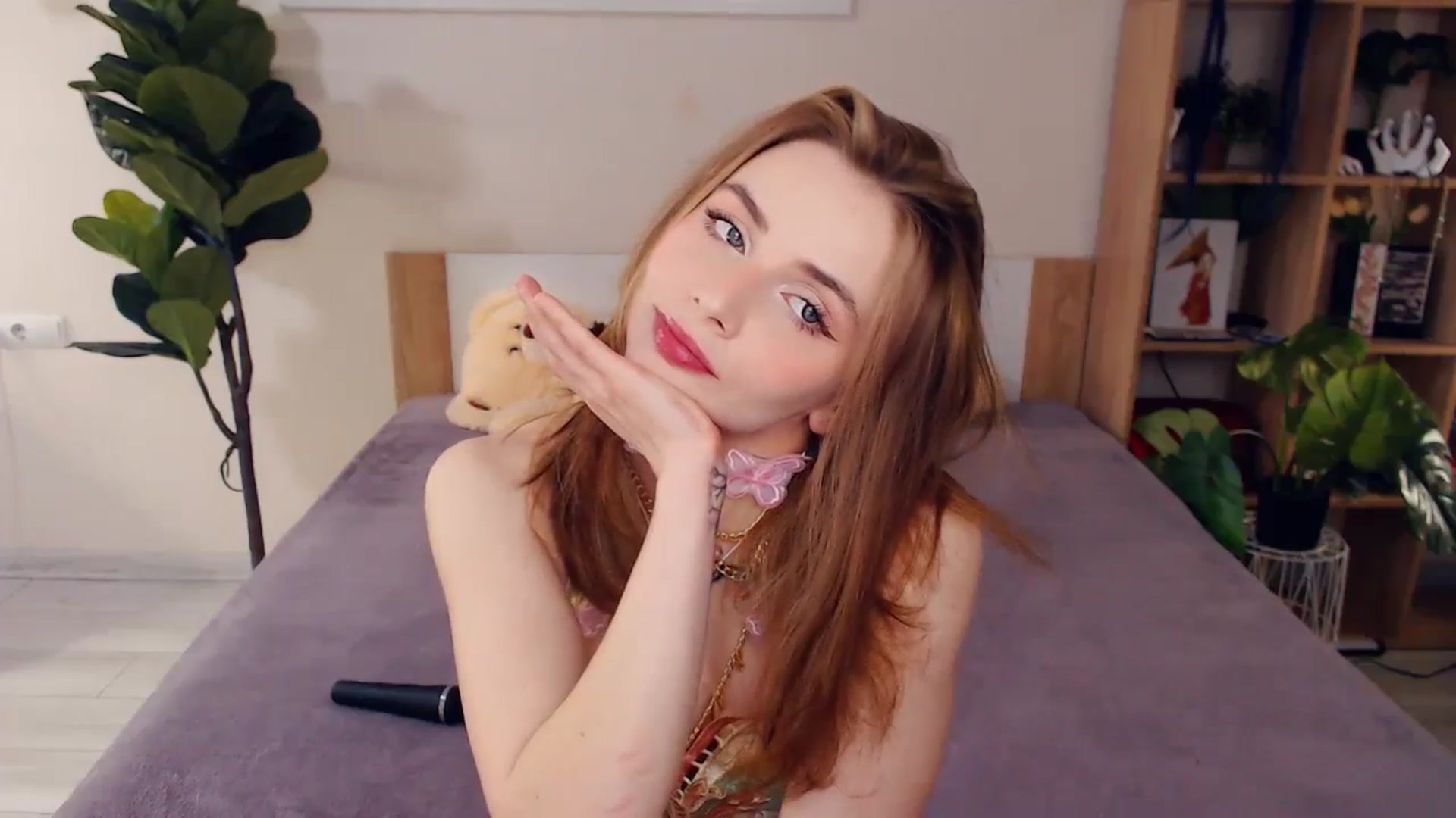 Gallery image thumbnail from Hanagasumi's myfreecams stream on, 03/29/2026, 21:24 image 17 of 20