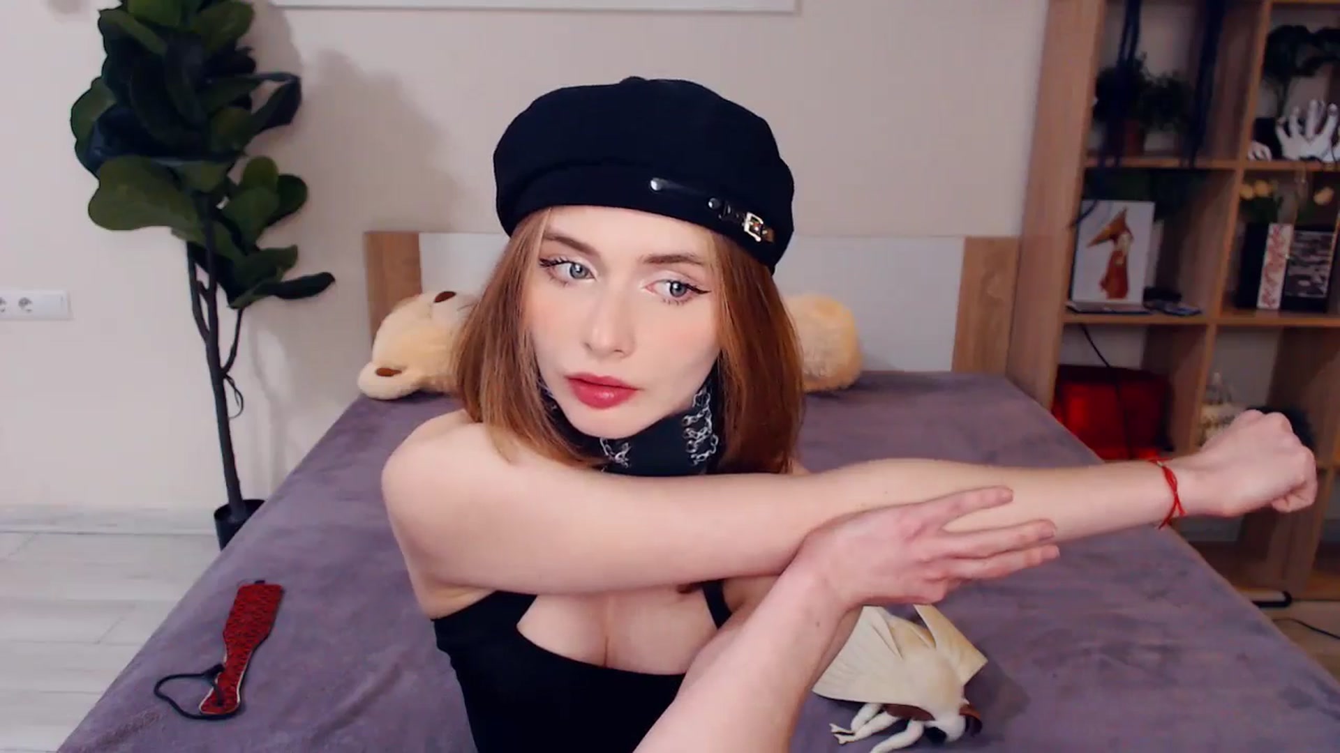Gallery image thumbnail from Hanagasumi's myfreecams stream on, 04/04/2026, 24:17 image 7 of 20