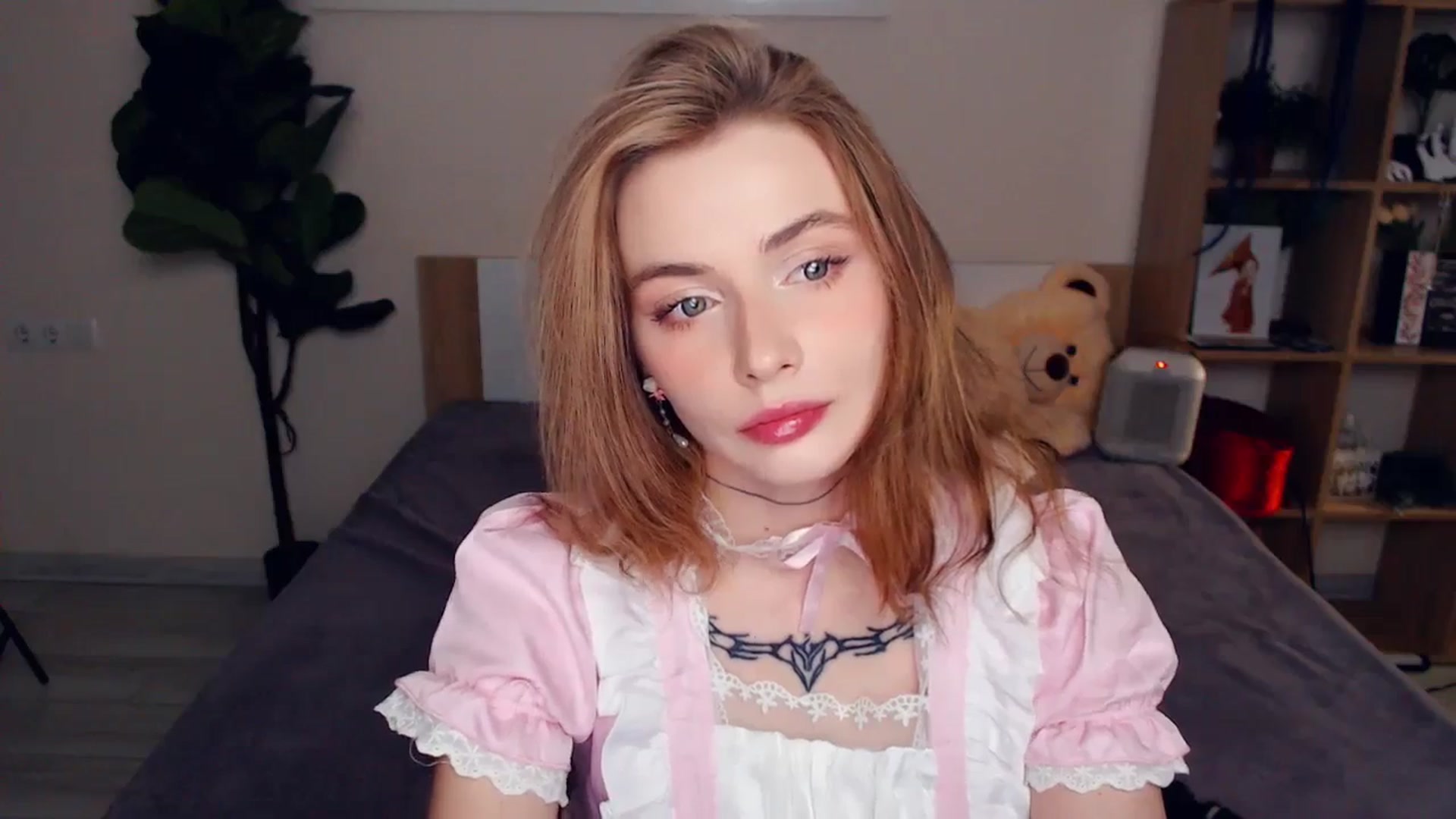 Gallery image thumbnail from Hanagasumi's myfreecams stream on, 04/09/2026, 21:41 image 3 of 20