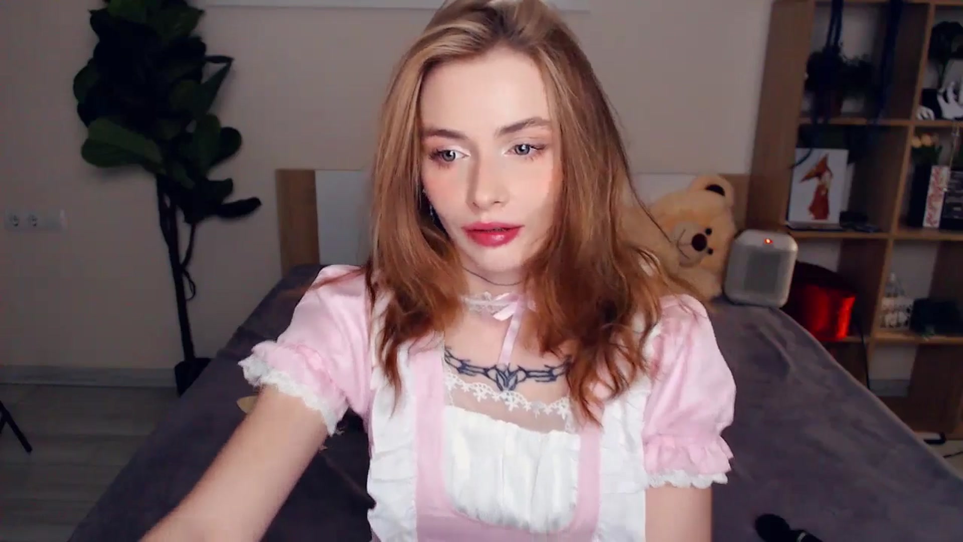Gallery image thumbnail from Hanagasumi's myfreecams stream on, 04/09/2026, 21:41 image 6 of 20