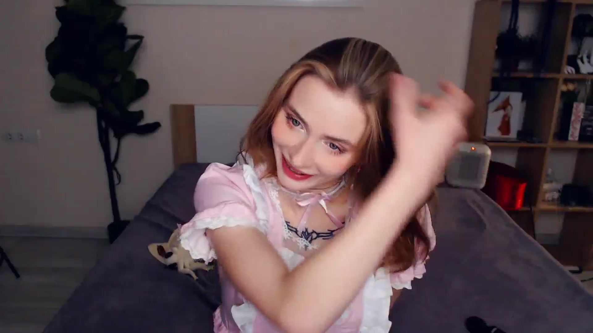 Gallery image thumbnail from Hanagasumi's myfreecams stream on, 04/09/2026, 21:41 image 8 of 20