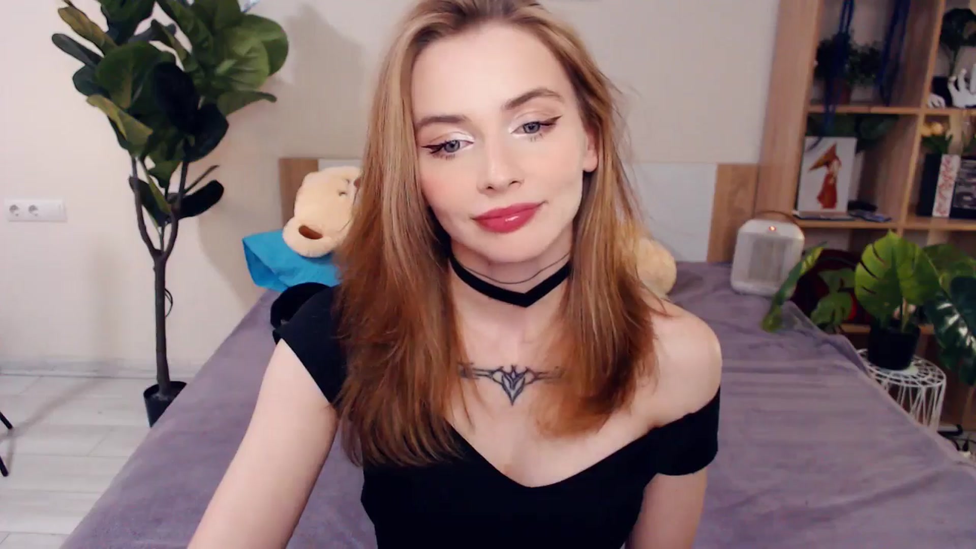 Gallery image thumbnail from Hanagasumi's myfreecams stream on, 04/16/2026, 24:43 image 18 of 20