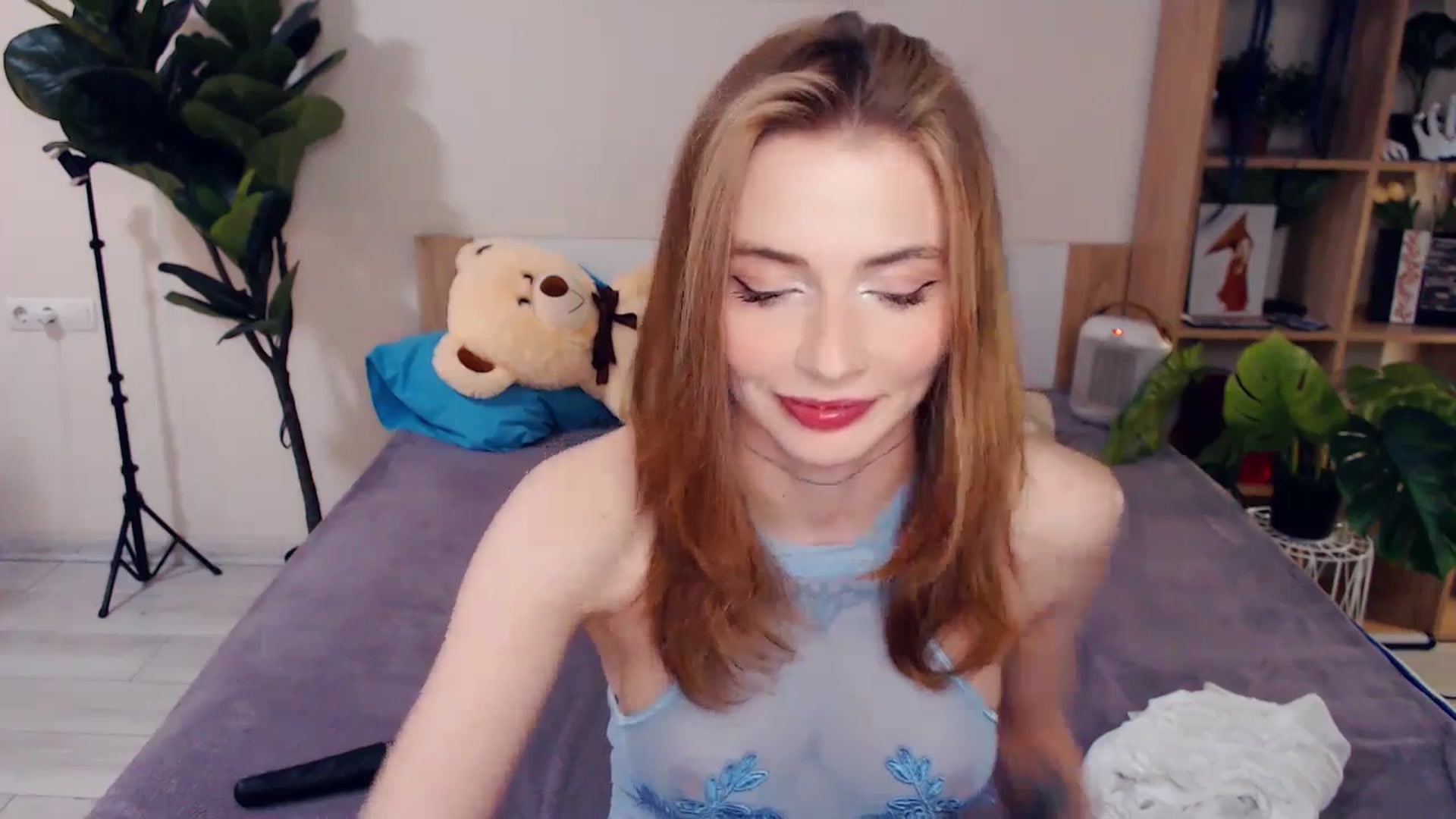Gallery image thumbnail from Hanagasumi's myfreecams stream on, 04/18/2026, 01:50 image 4 of 20