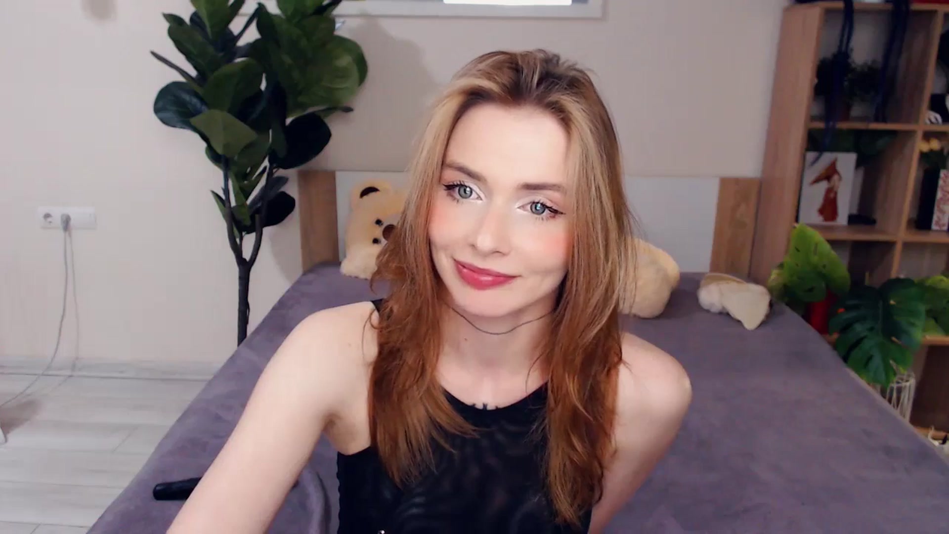Gallery image thumbnail from Hanagasumi's myfreecams stream on, 05/03/2026, 24:56 image 4 of 20