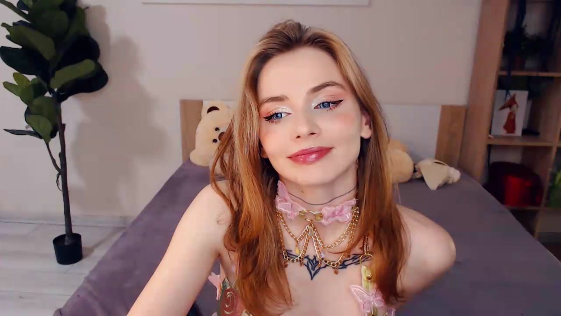 Gallery image thumbnail from Hanagasumi's myfreecams stream on, 05/13/2026, 21:44 image 19 of 20