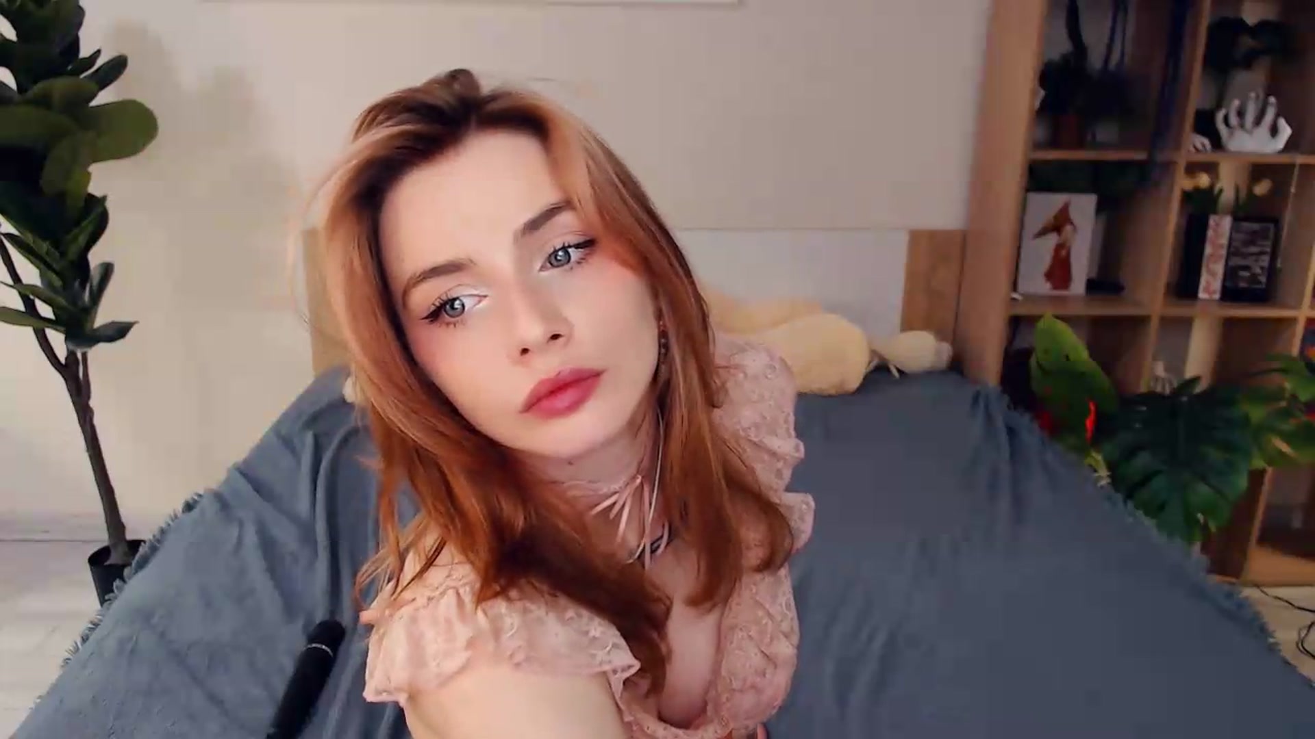 Gallery image thumbnail from Hanagasumi's myfreecams stream on, 05/31/2026, 24:59 image 16 of 20