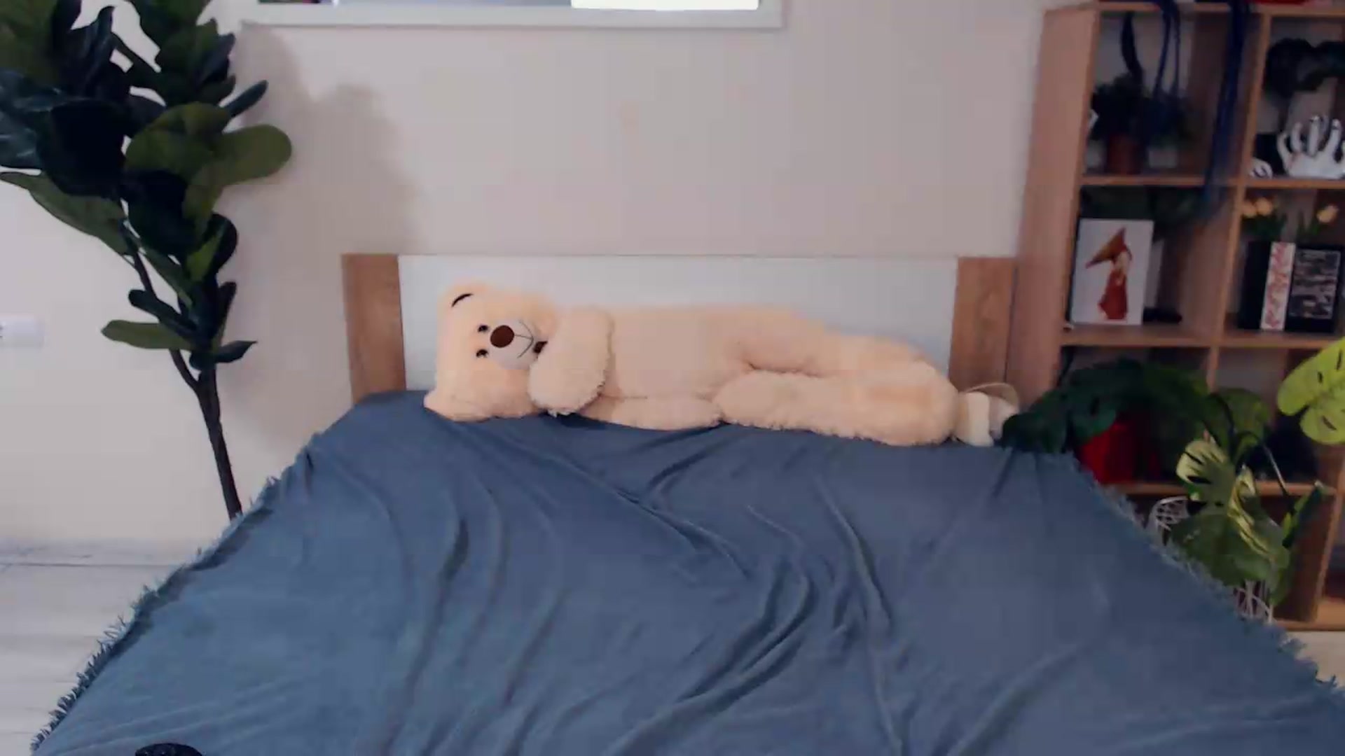 Gallery image thumbnail from Hanagasumi's myfreecams stream on, 06/06/2026, 23:07 image 16 of 20