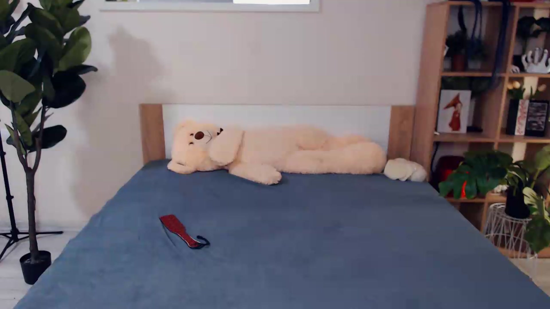 Gallery image thumbnail from Hanagasumi's myfreecams stream on, 06/08/2026, 24:46 image 7 of 20