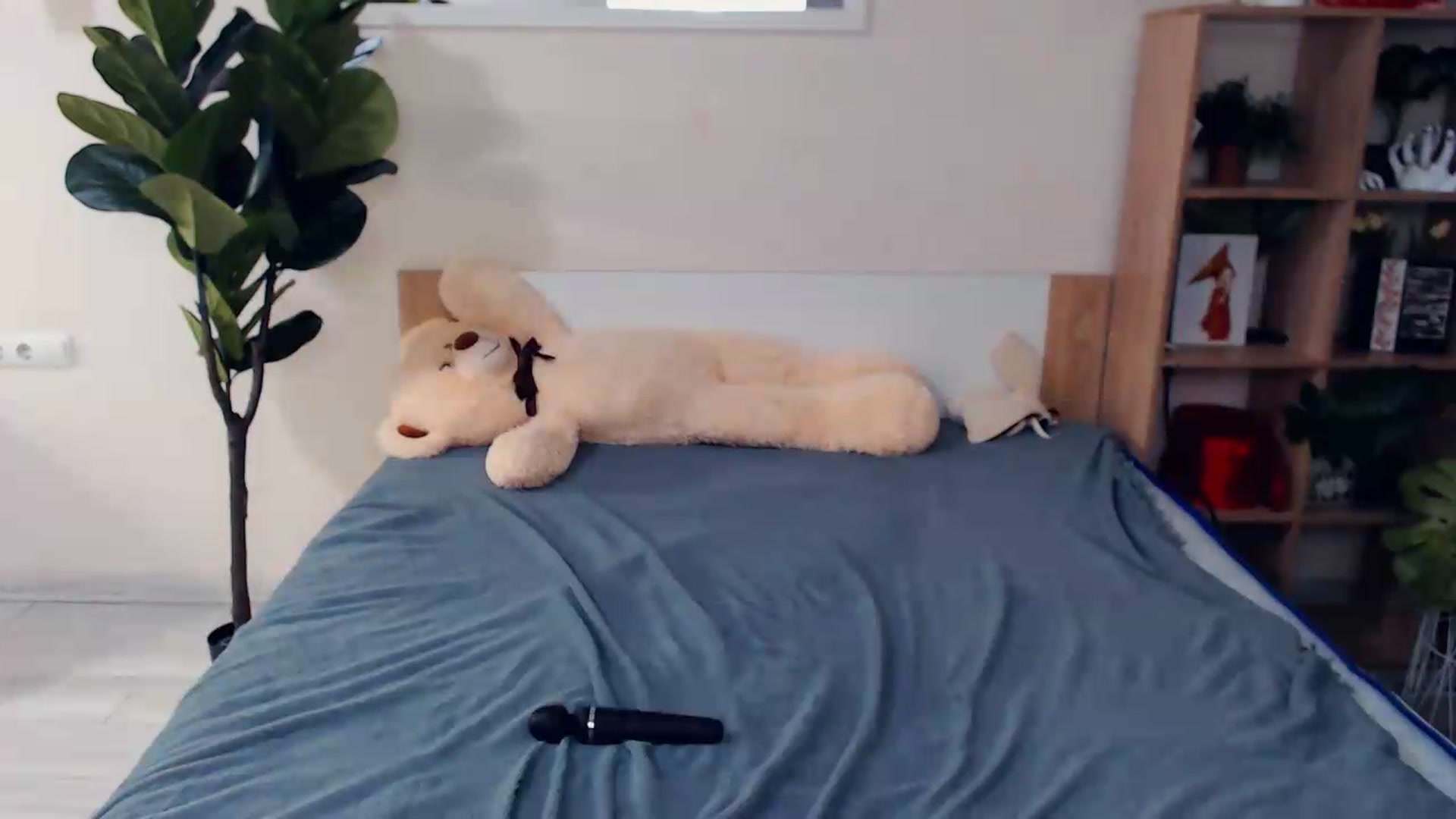 Gallery image thumbnail from Hanagasumi's myfreecams stream on, 06/20/2026, 19:59 image 10 of 20
