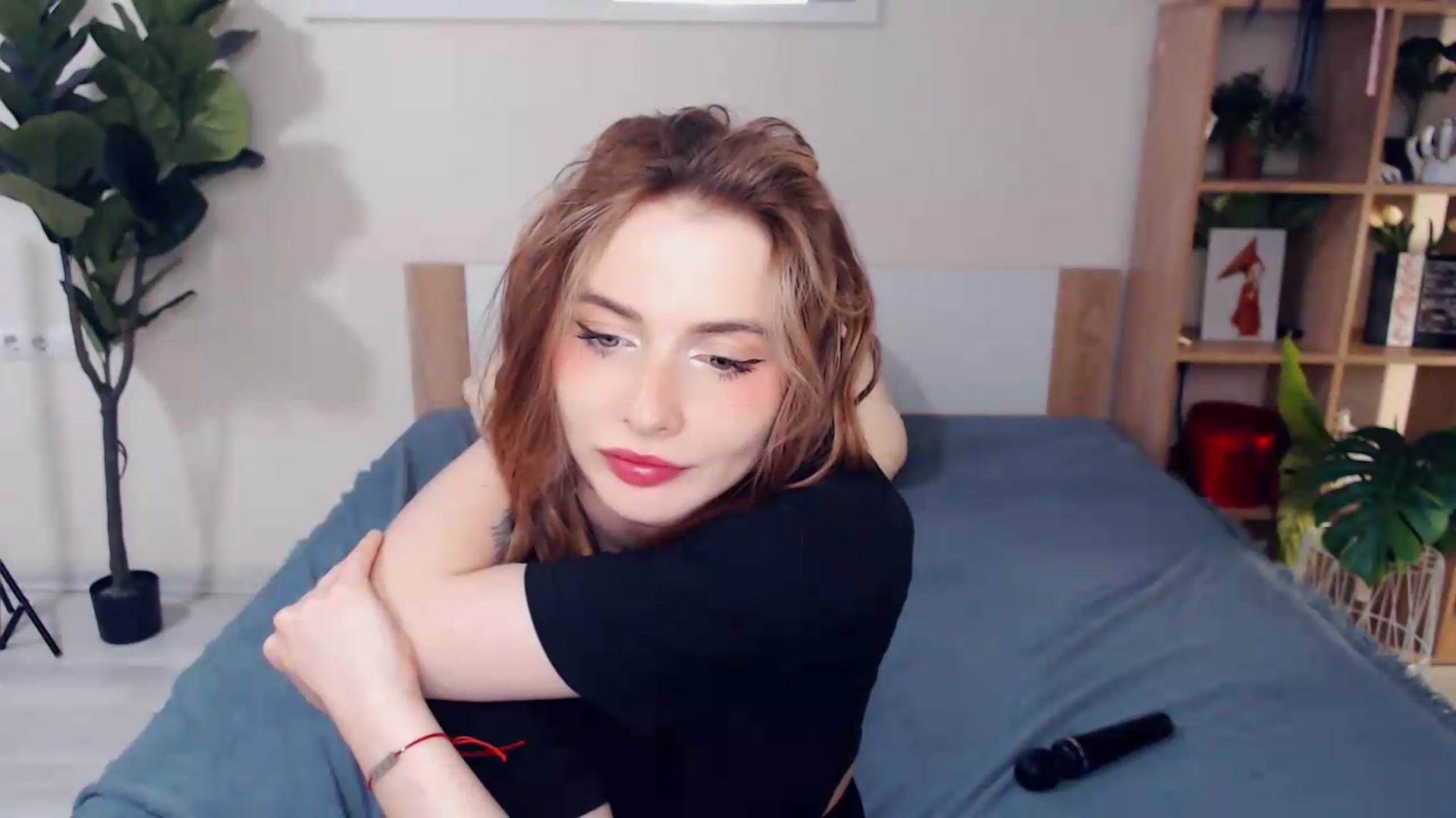 Gallery image thumbnail from Hanagasumi's myfreecams stream on, 06/28/2026, 02:03 image 16 of 20