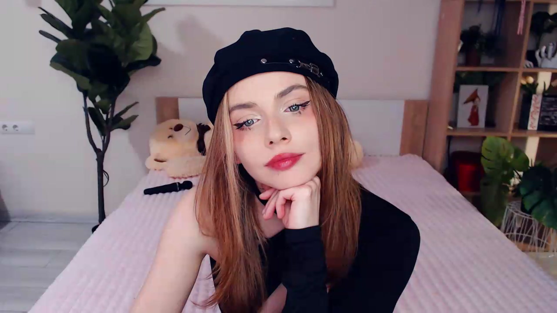Gallery image thumbnail from Hanagasumi's myfreecams stream on, 07/10/2026, 24:58 image 3 of 20