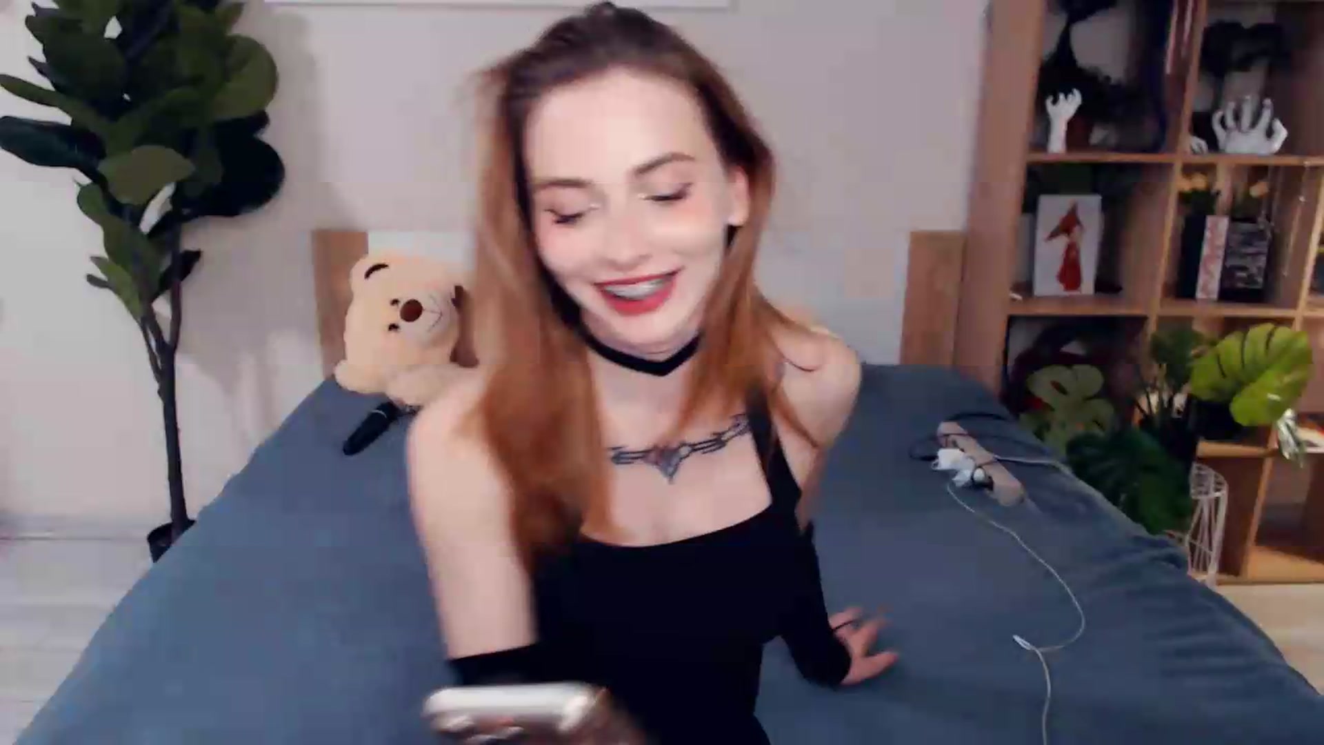 Gallery image thumbnail from Hanagasumi's myfreecams stream on, 08/23/2026, 24:01 image 19 of 20
