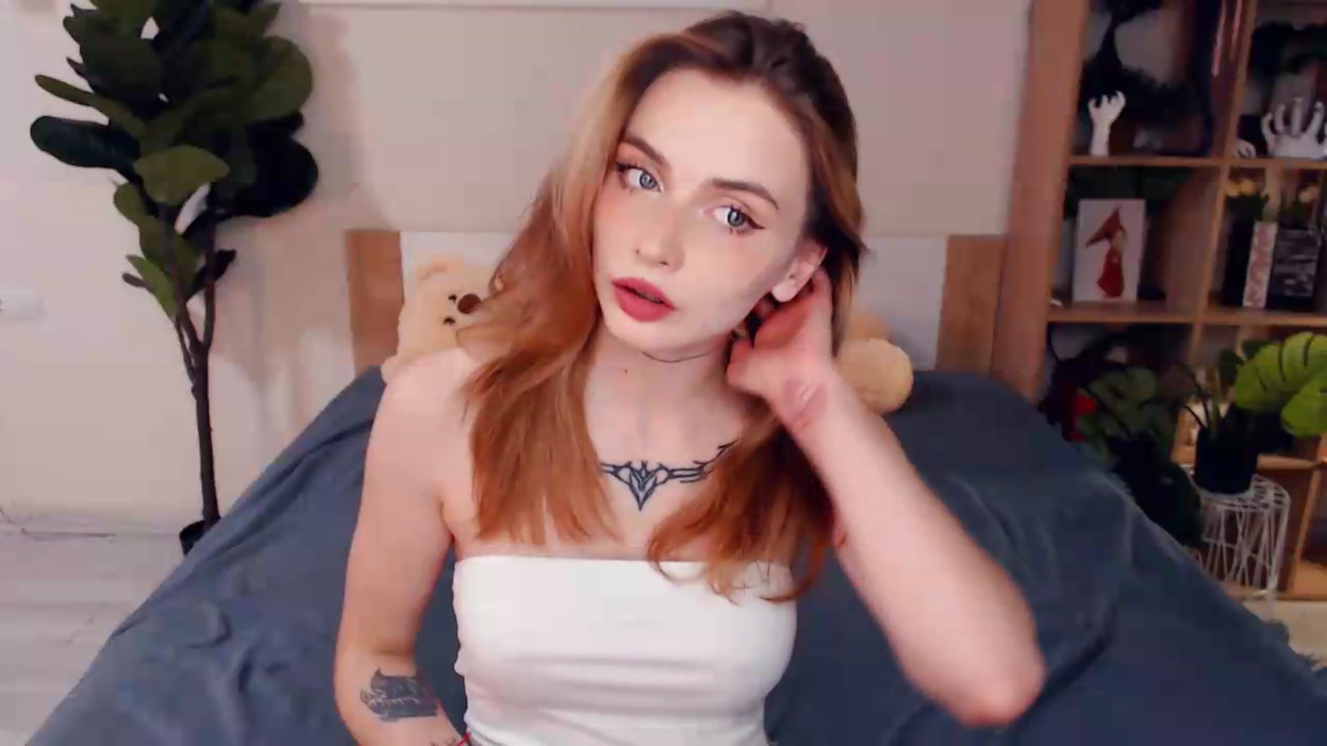 Gallery image thumbnail from Hanagasumi's myfreecams stream on, 08/23/2026, 19:56 image 16 of 20