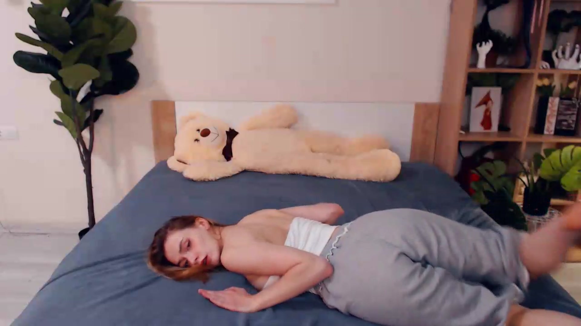 Gallery image thumbnail from Hanagasumi's myfreecams stream on, 08/23/2026, 19:56 image 18 of 20