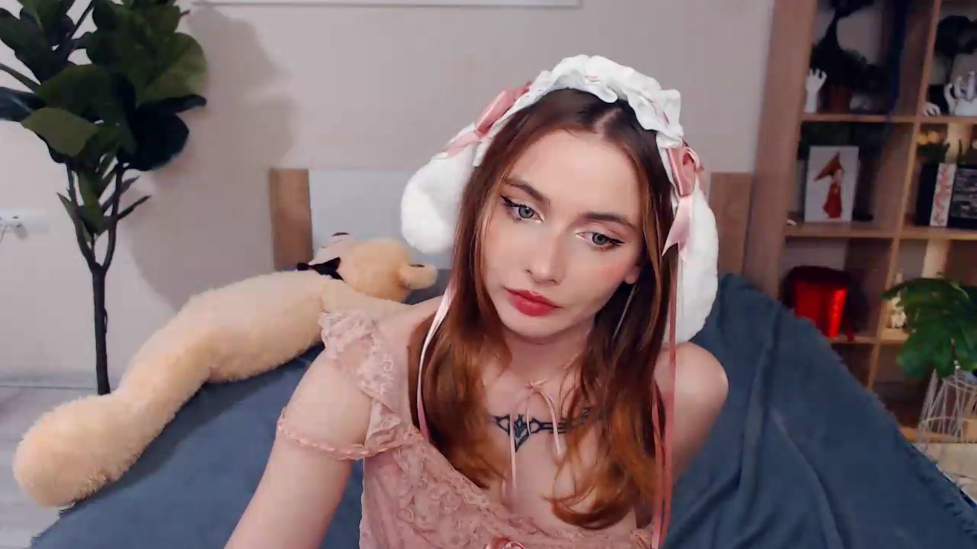 Gallery image thumbnail from Hanagasumi's myfreecams stream on, 09/20/2026, 24:26 image 8 of 20