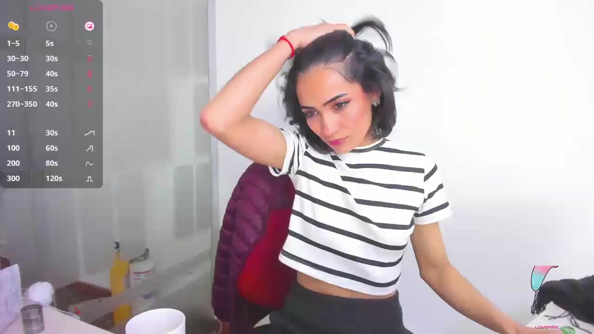 Gallery image thumbnail from HannaClohes's myfreecams stream on, 12/26/2025, 16:02 image 5 of 20