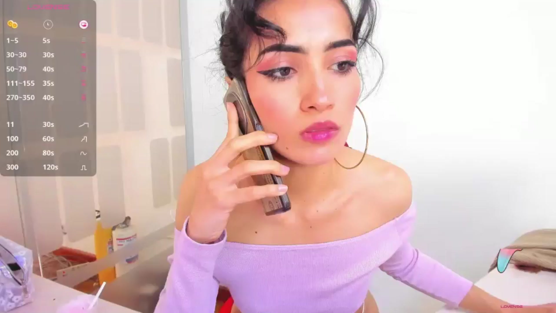 Gallery image thumbnail from HannaClohes's myfreecams stream on, 12/28/2025, 15:12 image 16 of 20