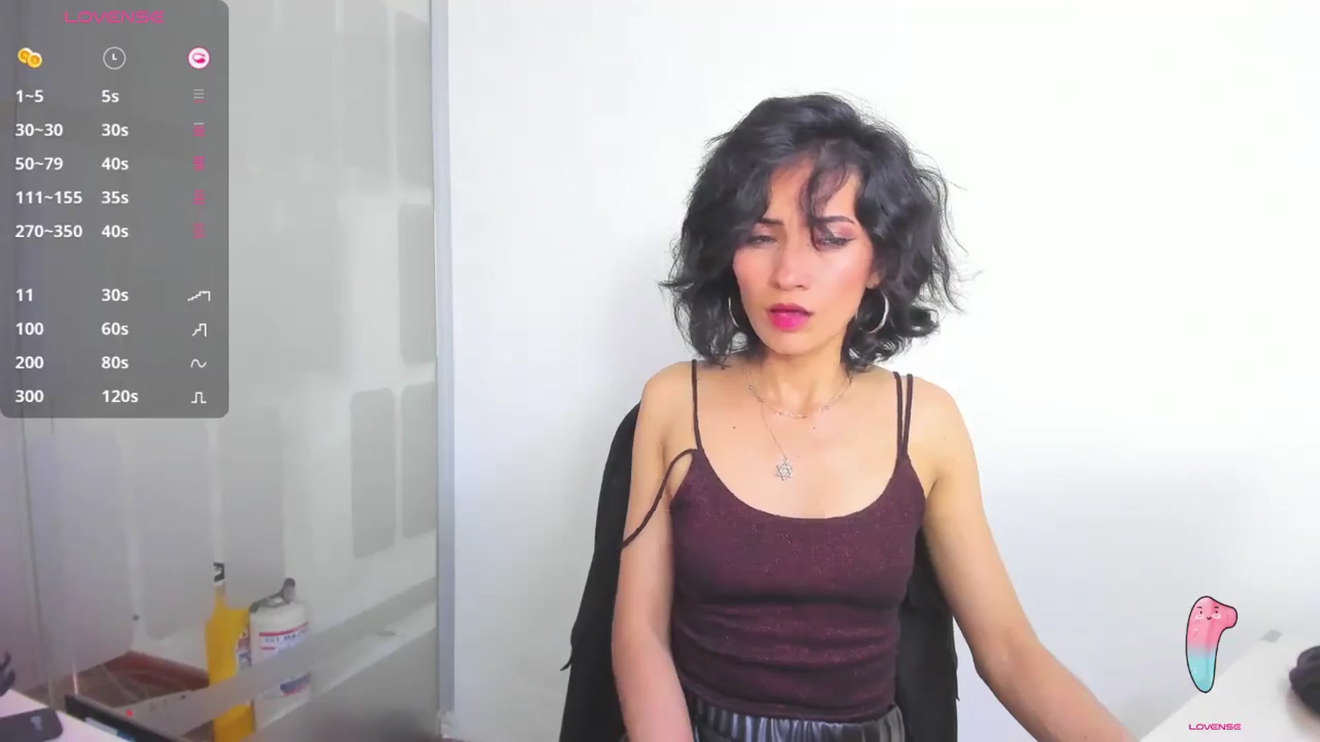 Gallery image thumbnail from HannaClohes's myfreecams stream on, 12/29/2025, 19:48 image 20 of 20