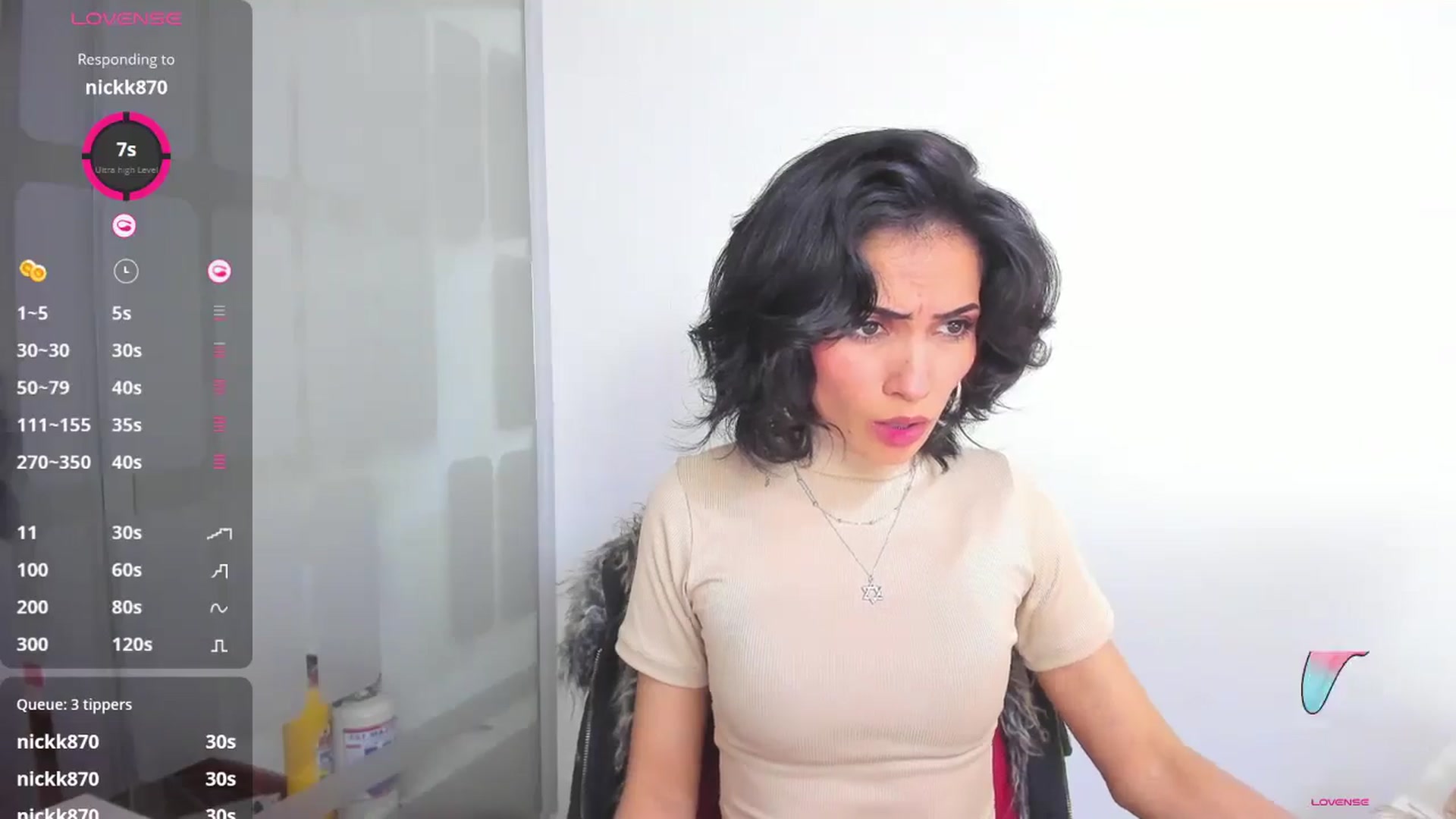Gallery image thumbnail from HannaClohes's myfreecams stream on, 01/05/2026, 23:08 image 14 of 20