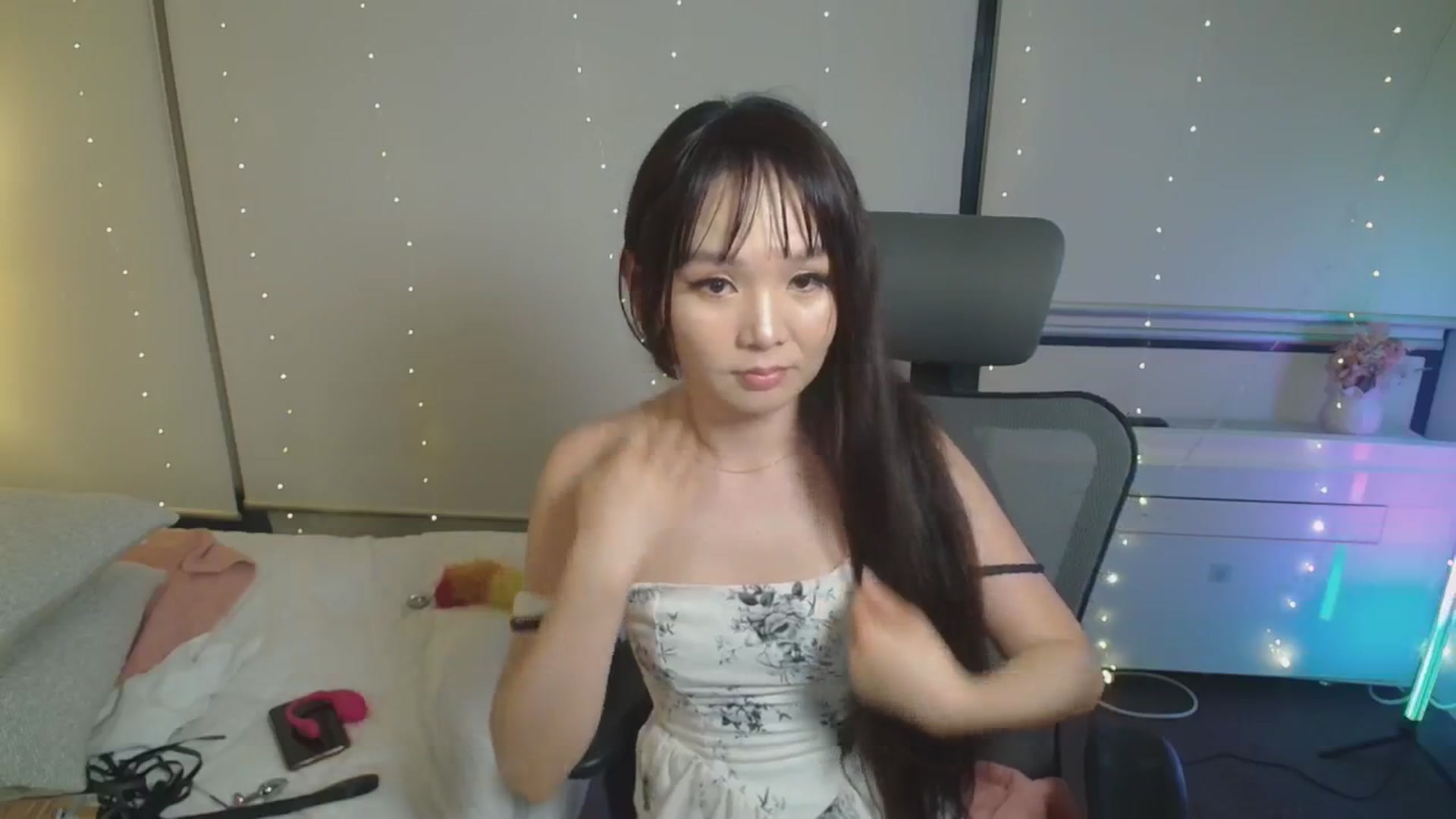 Gallery image thumbnail from HannaElite's myfreecams stream on, 03/01/2025, 12:13 image 13 of 20