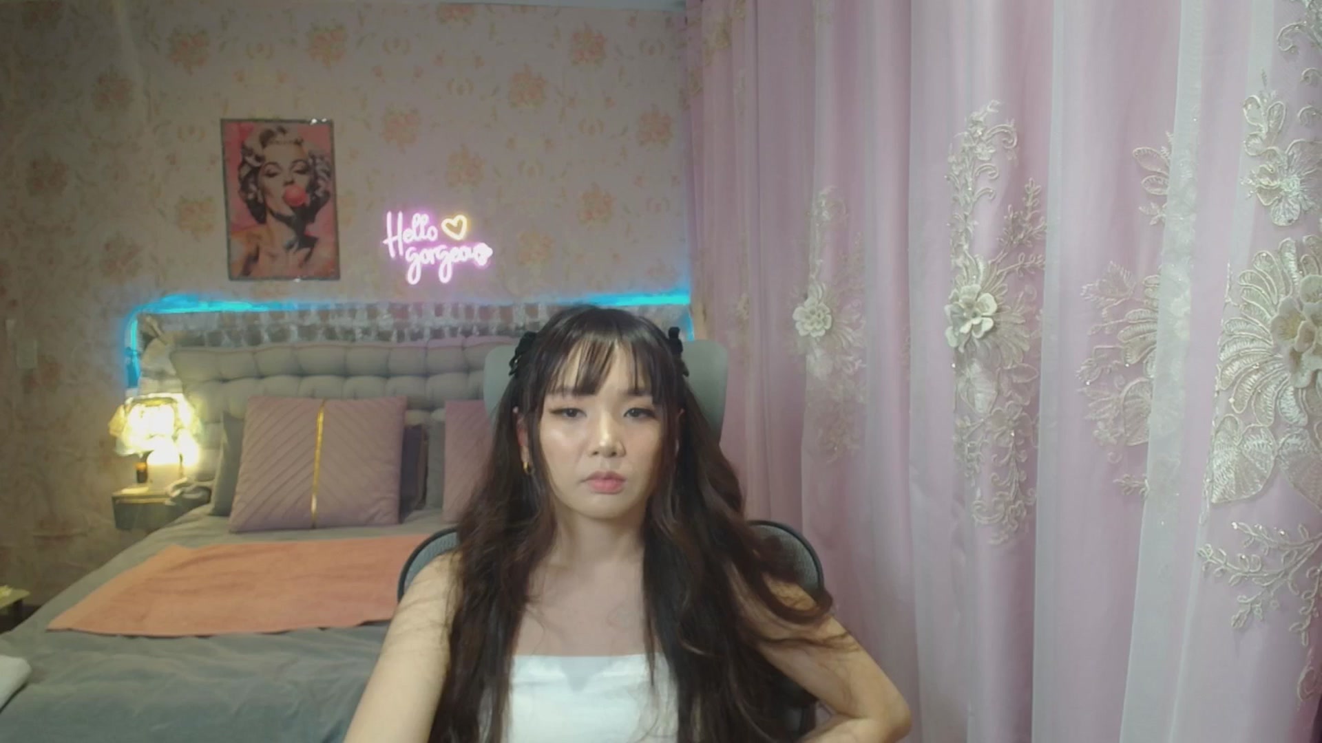 Gallery image thumbnail from HannaElite's myfreecams stream on, 06/22/2025, 08:05 image 8 of 20